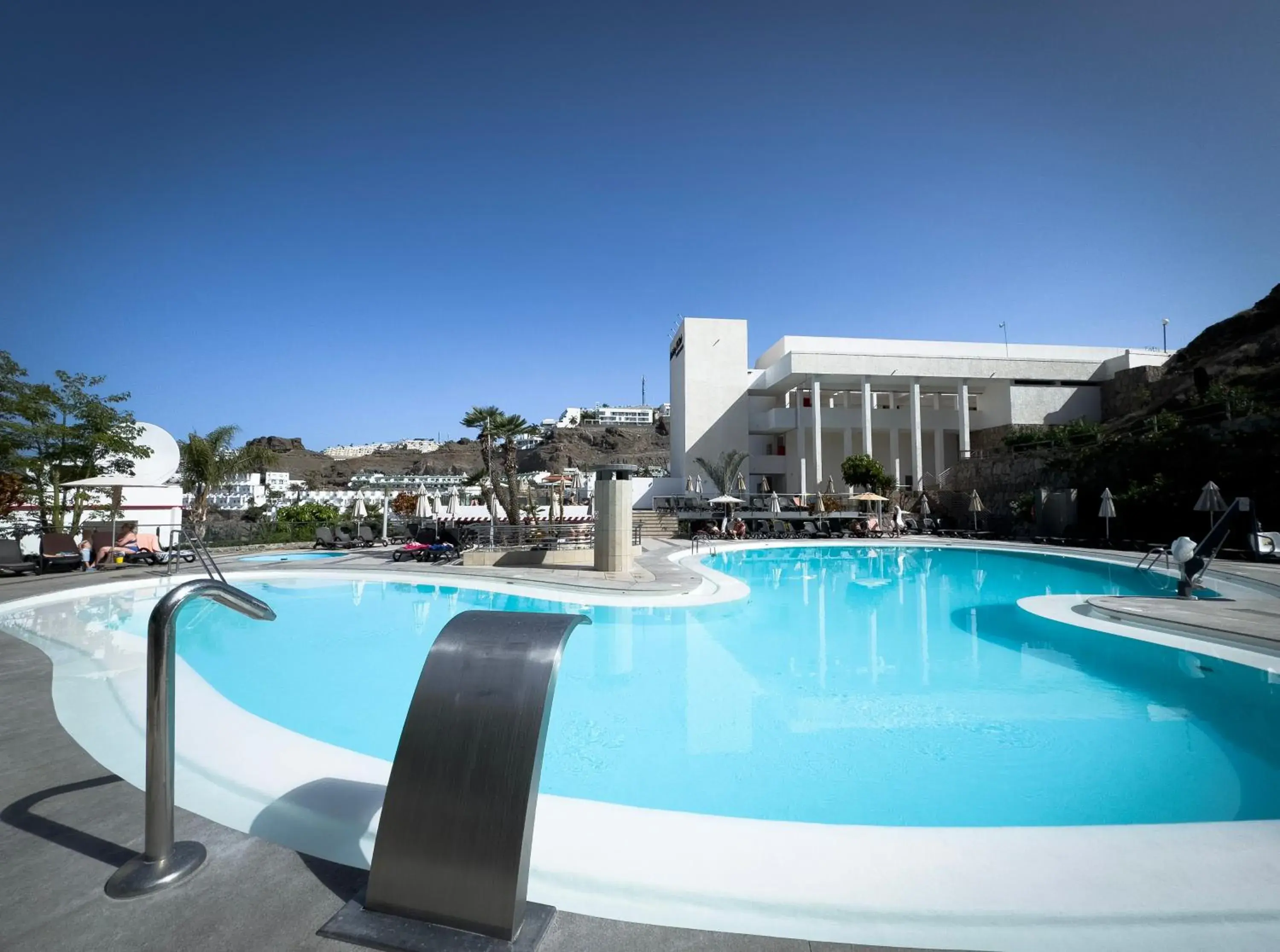 Swimming pool in Holiday Club Puerto Calma Swimming pool in Holiday Club Puerto Calma