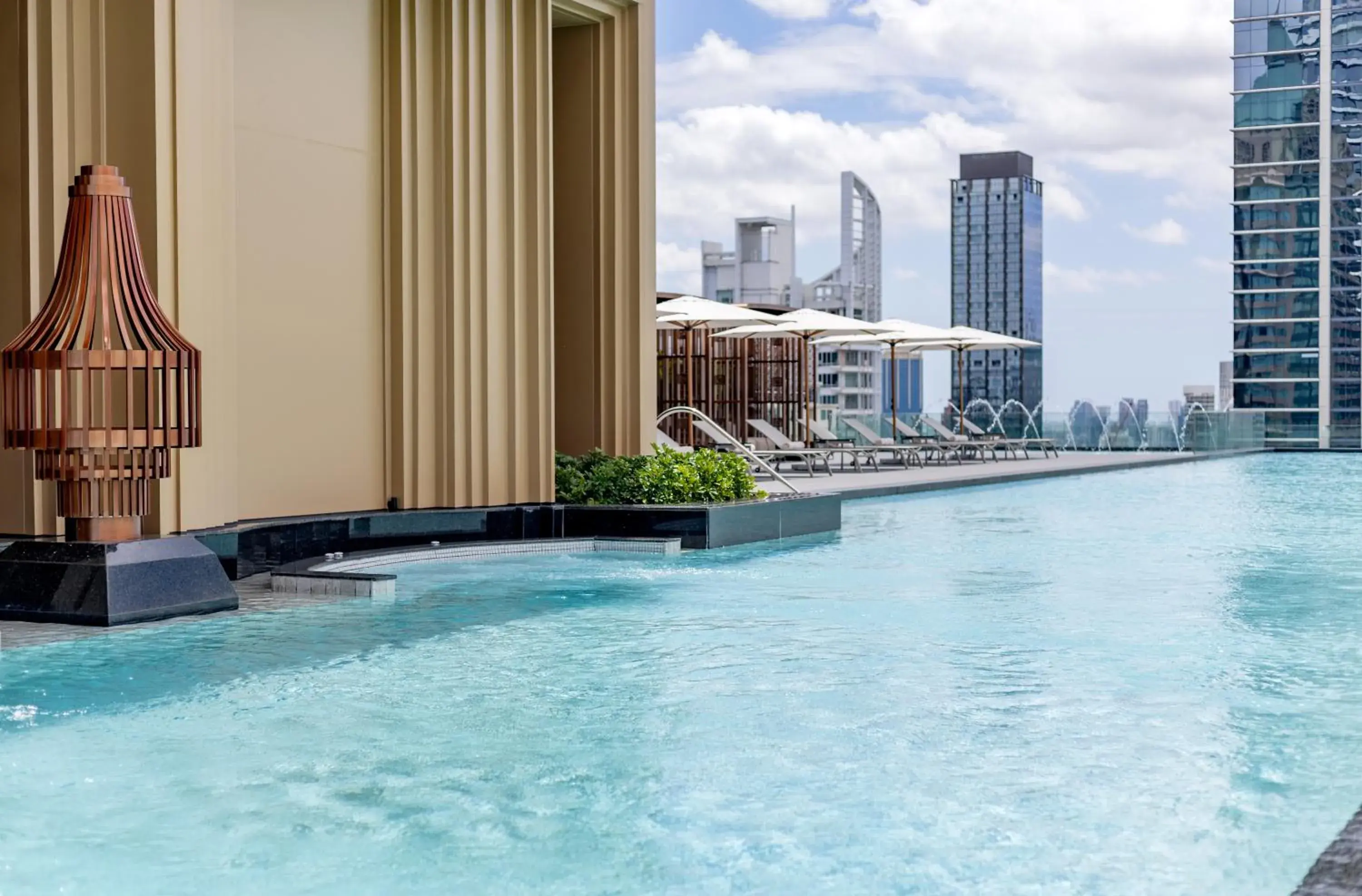 Swimming pool in Grande Centre Point Prestige Bangkok Swimming pool in Grande Centre Point Prestige Bangkok