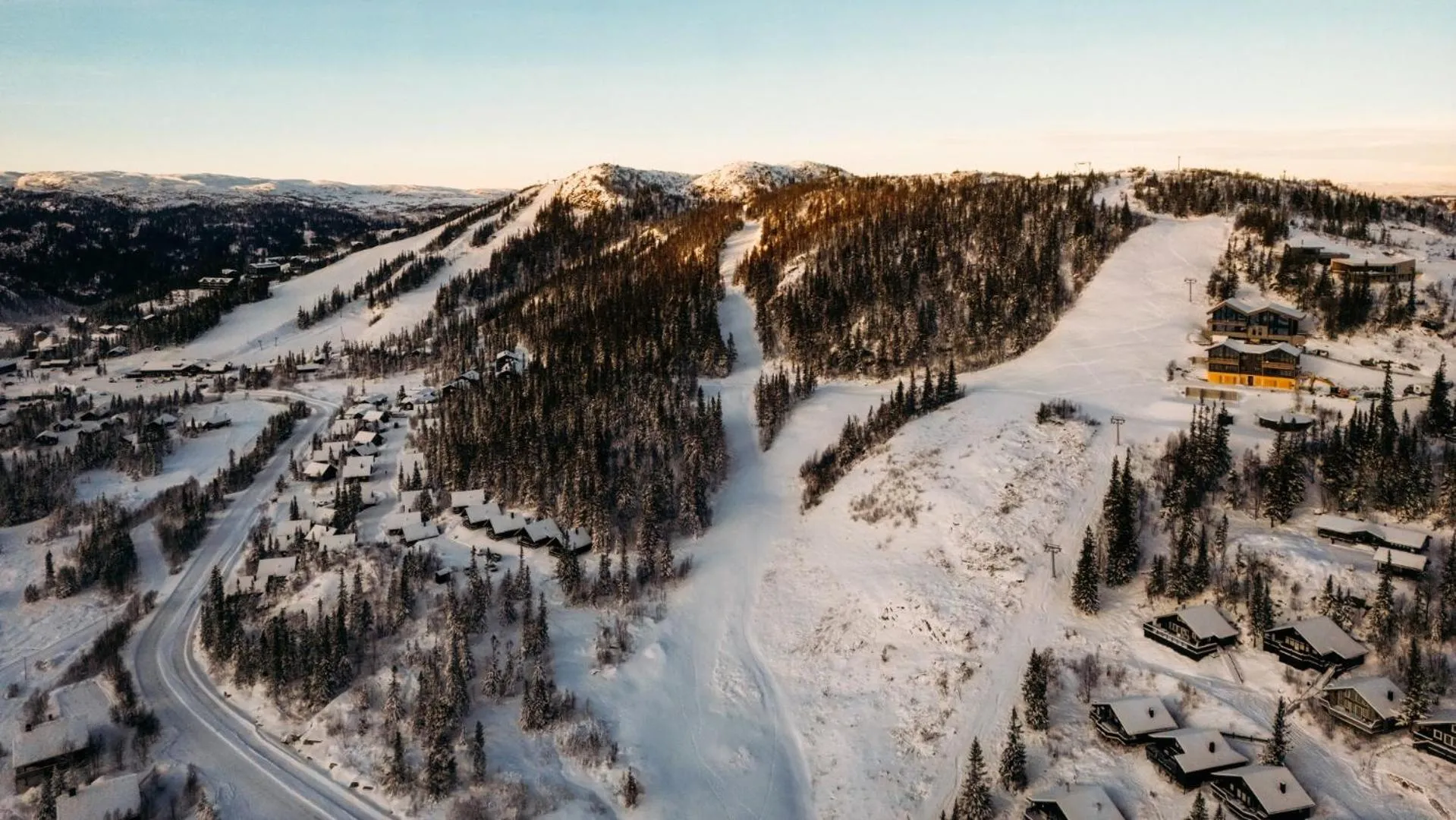 Bird's eye view in Kvitåvatn Fjellhytter