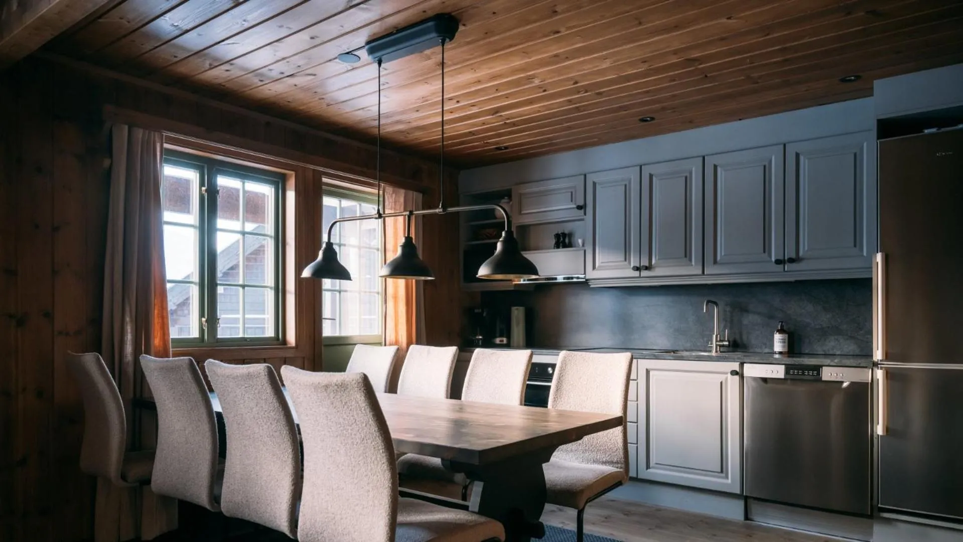 Kitchen or kitchenette in Kvitåvatn Fjellhytter