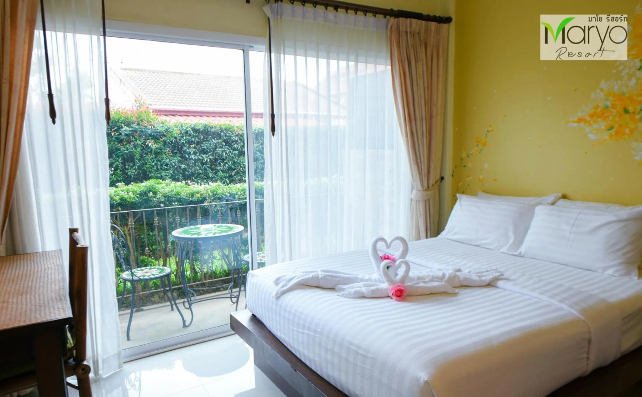 Bed in Maryo Resort Chiangrai - SHA Plus