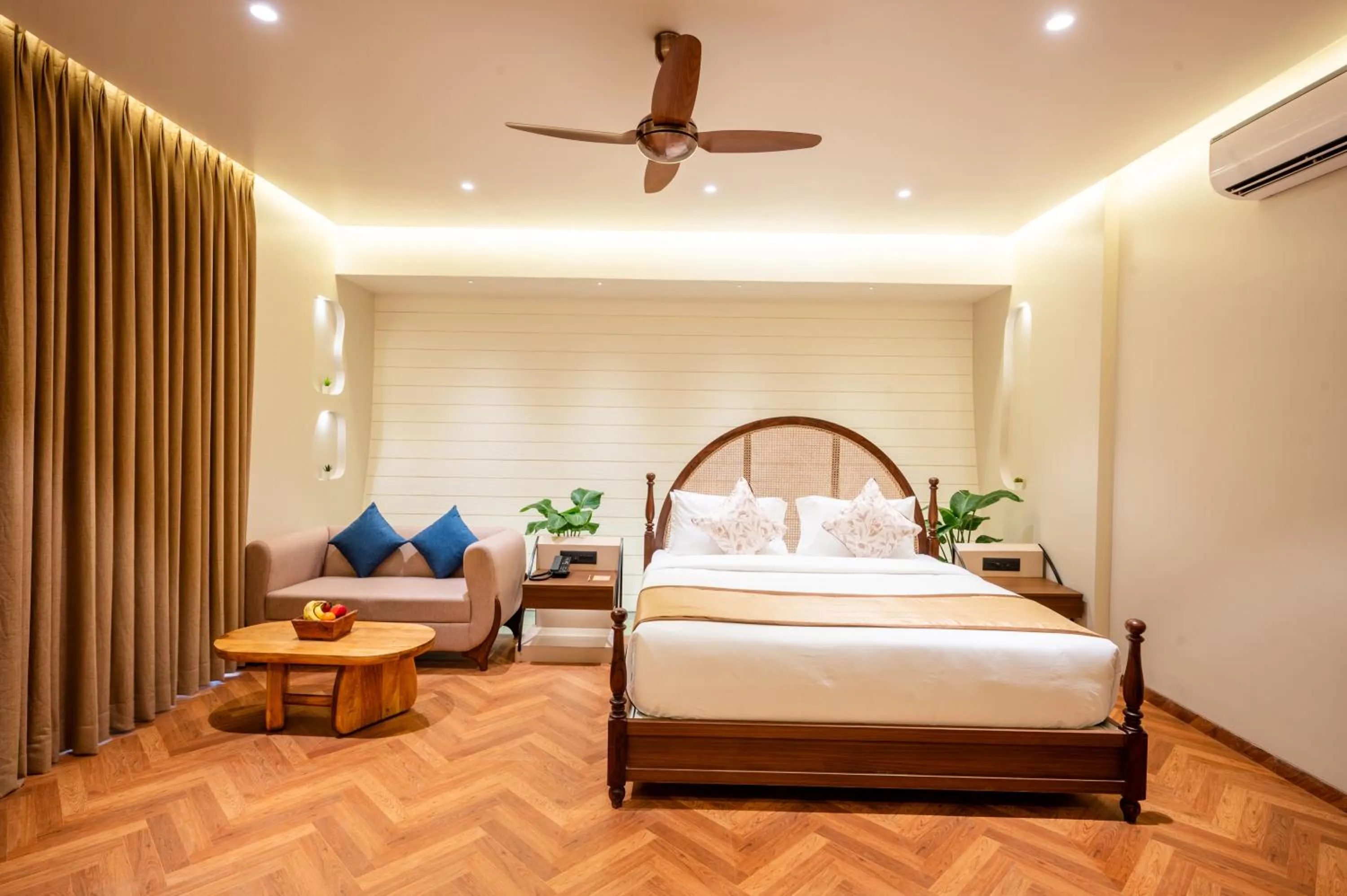Photo of the whole room, Bed in ARK Lake Resort, Igatpuri