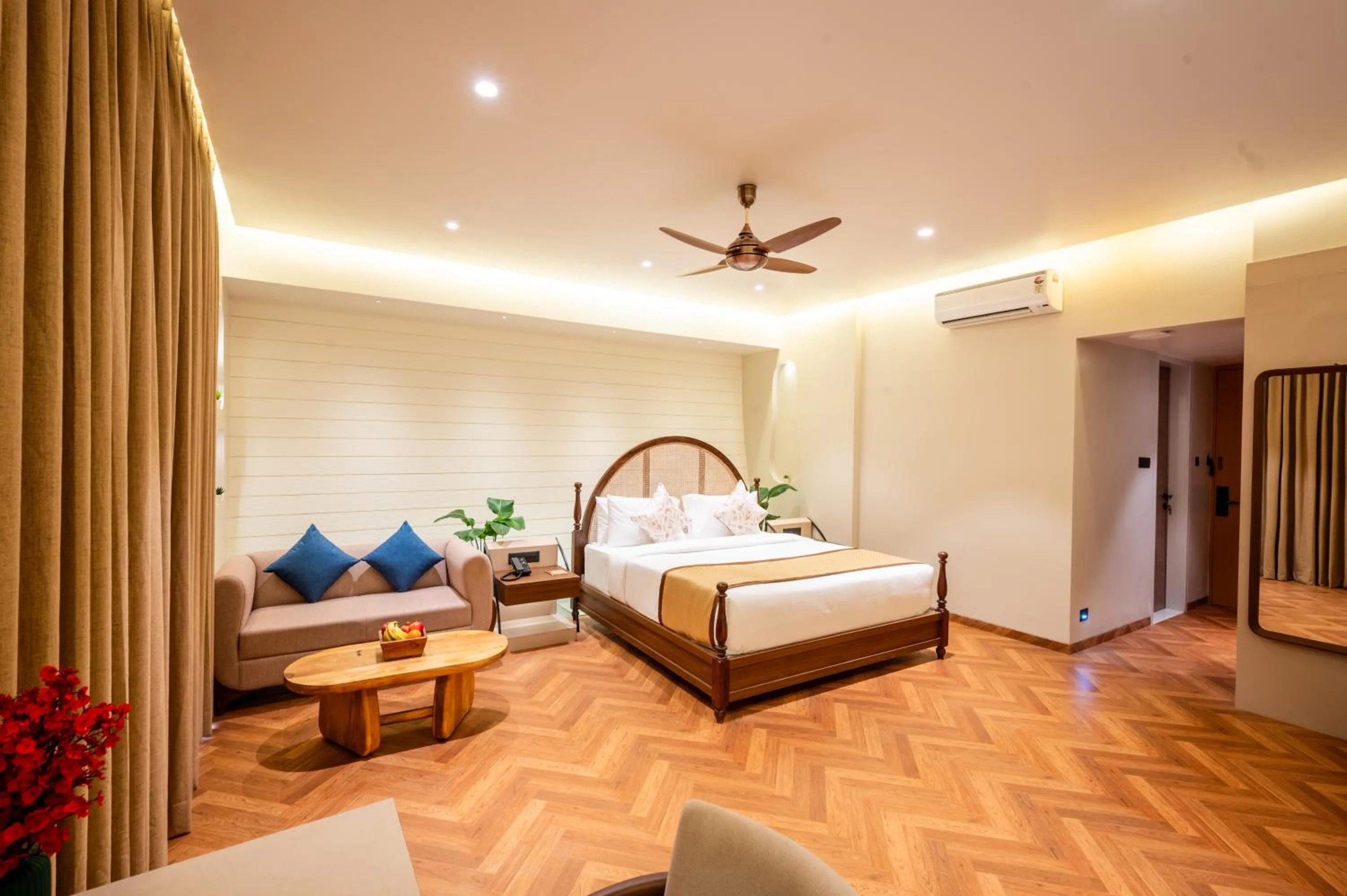 Photo of the whole room, Bed in ARK Lake Resort, Igatpuri