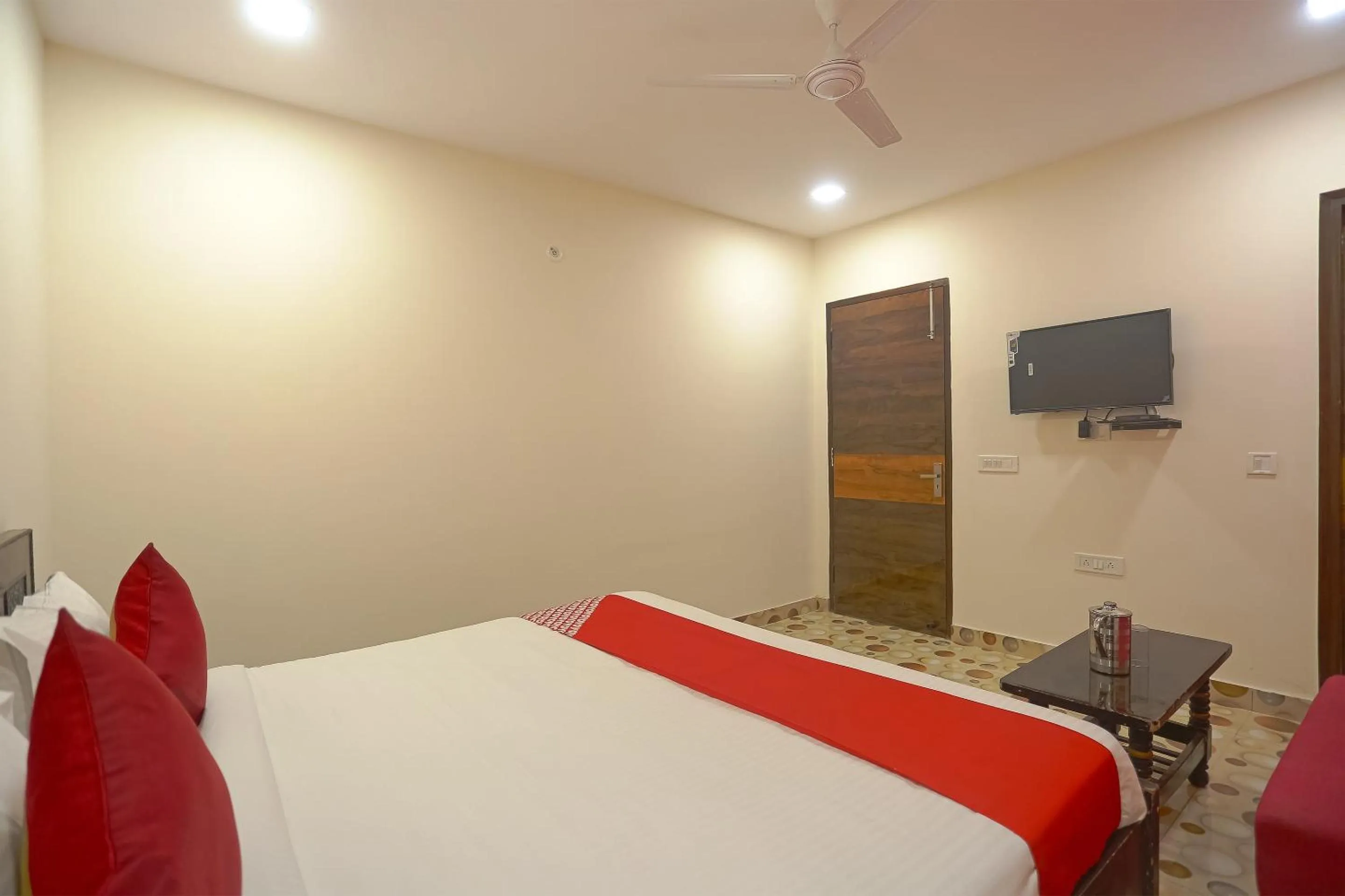 Bedroom, Bed in Hotel O Three Kings