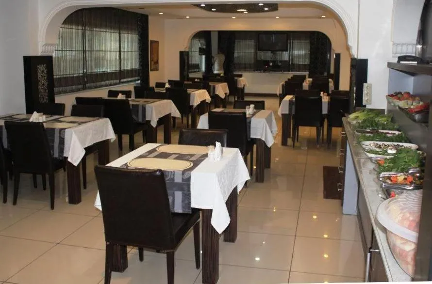 Food and drinks in Denizhan Hotel