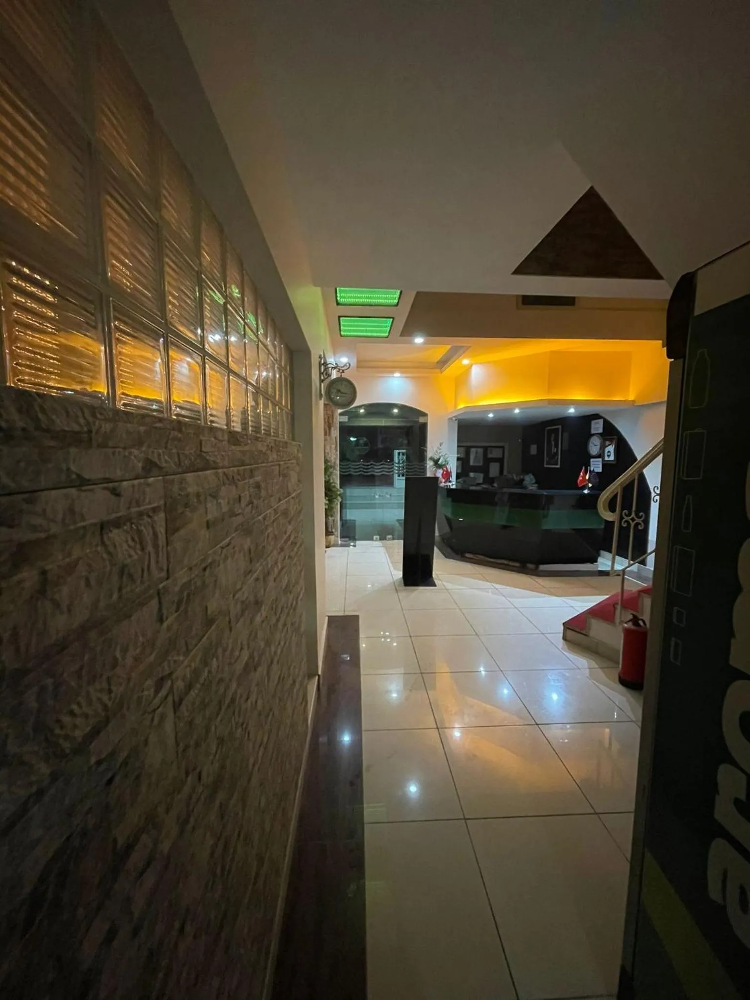 Lobby or reception in Denizhan Hotel