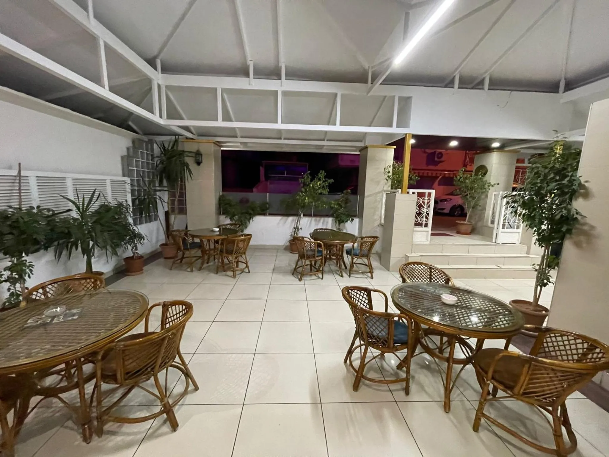 Patio in Denizhan Hotel