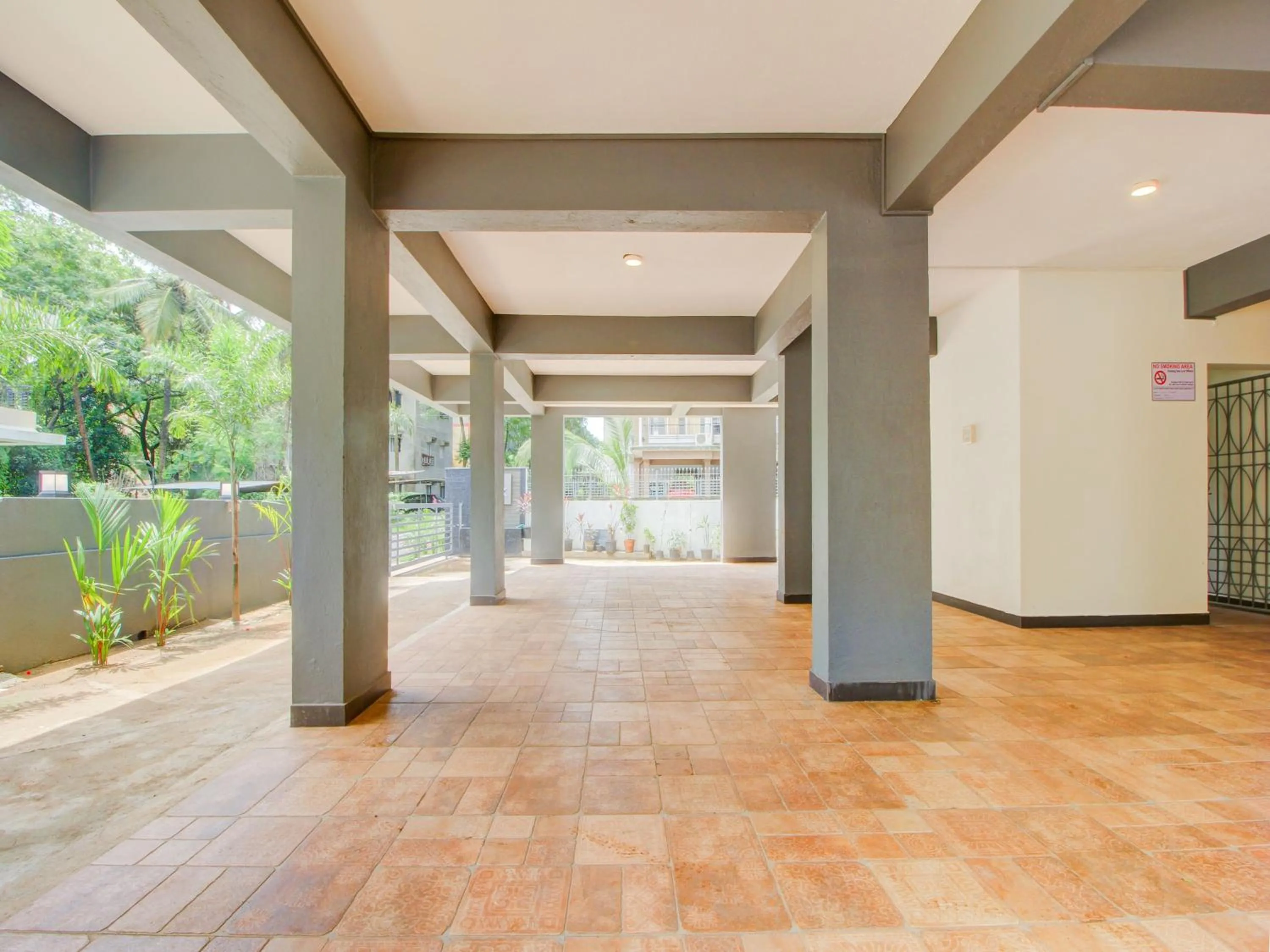 Parking in Collection O Peak Stay