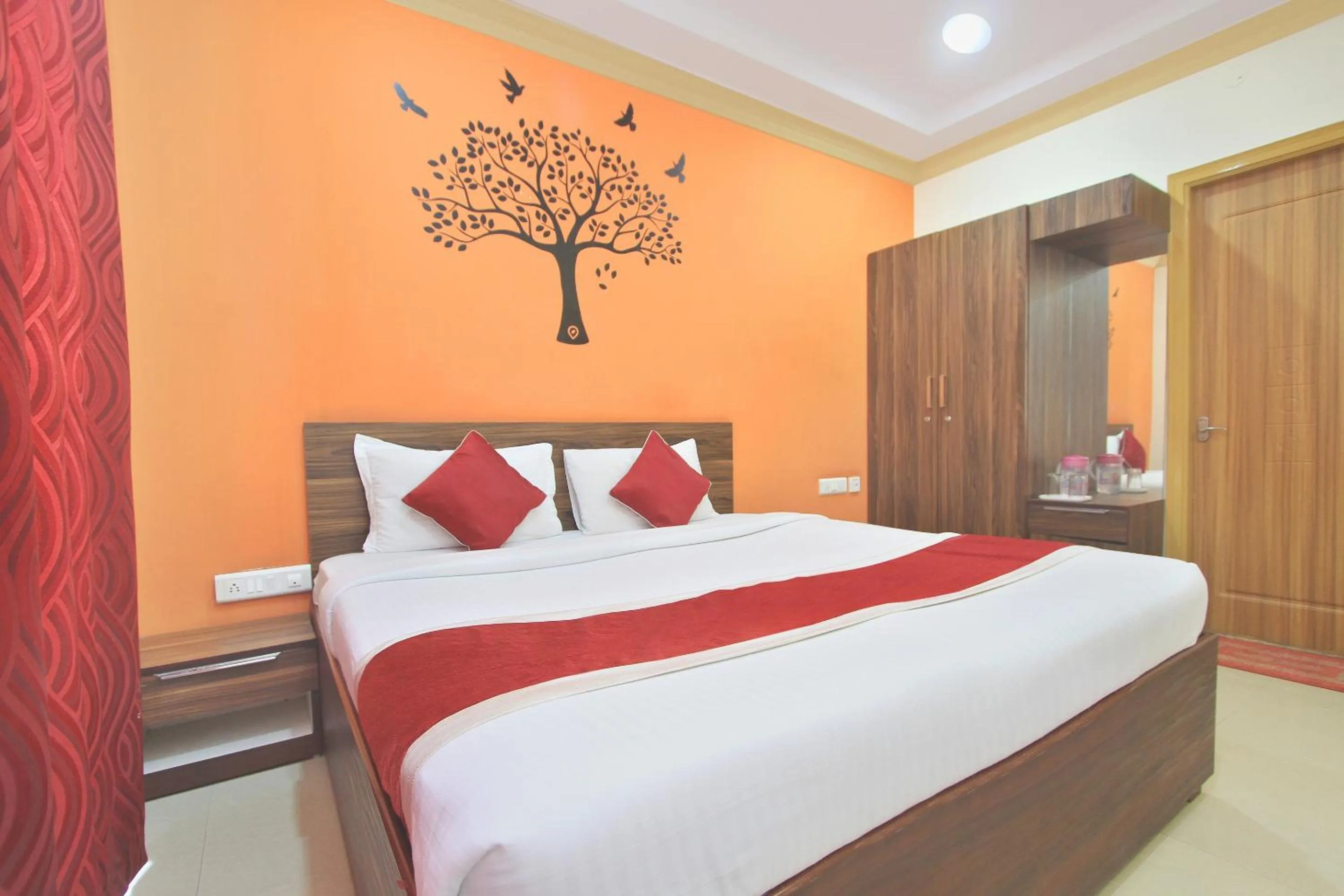 Bedroom, Bed in Hotel O Garden Green