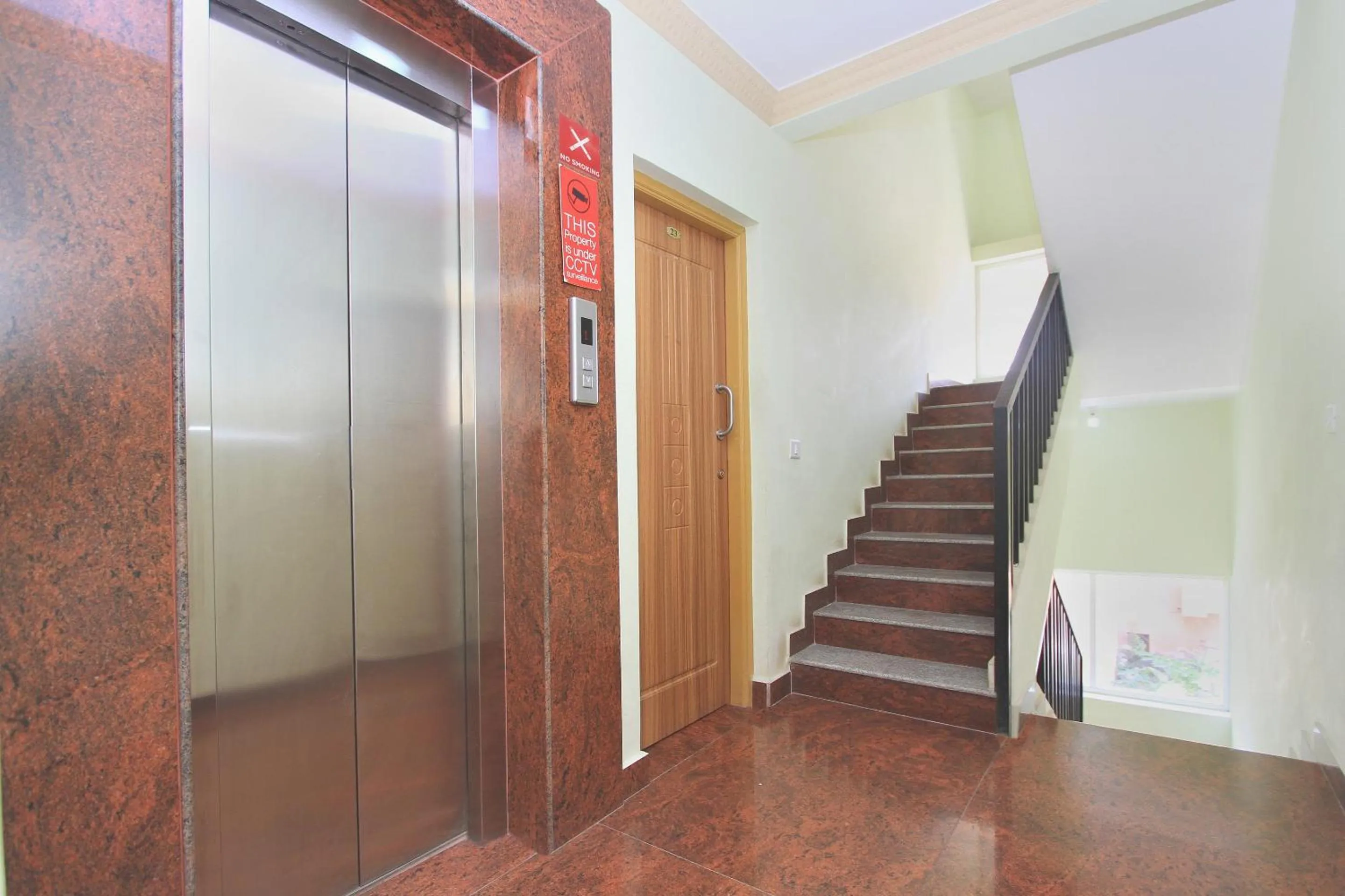 Lobby or reception in Hotel O Garden Green