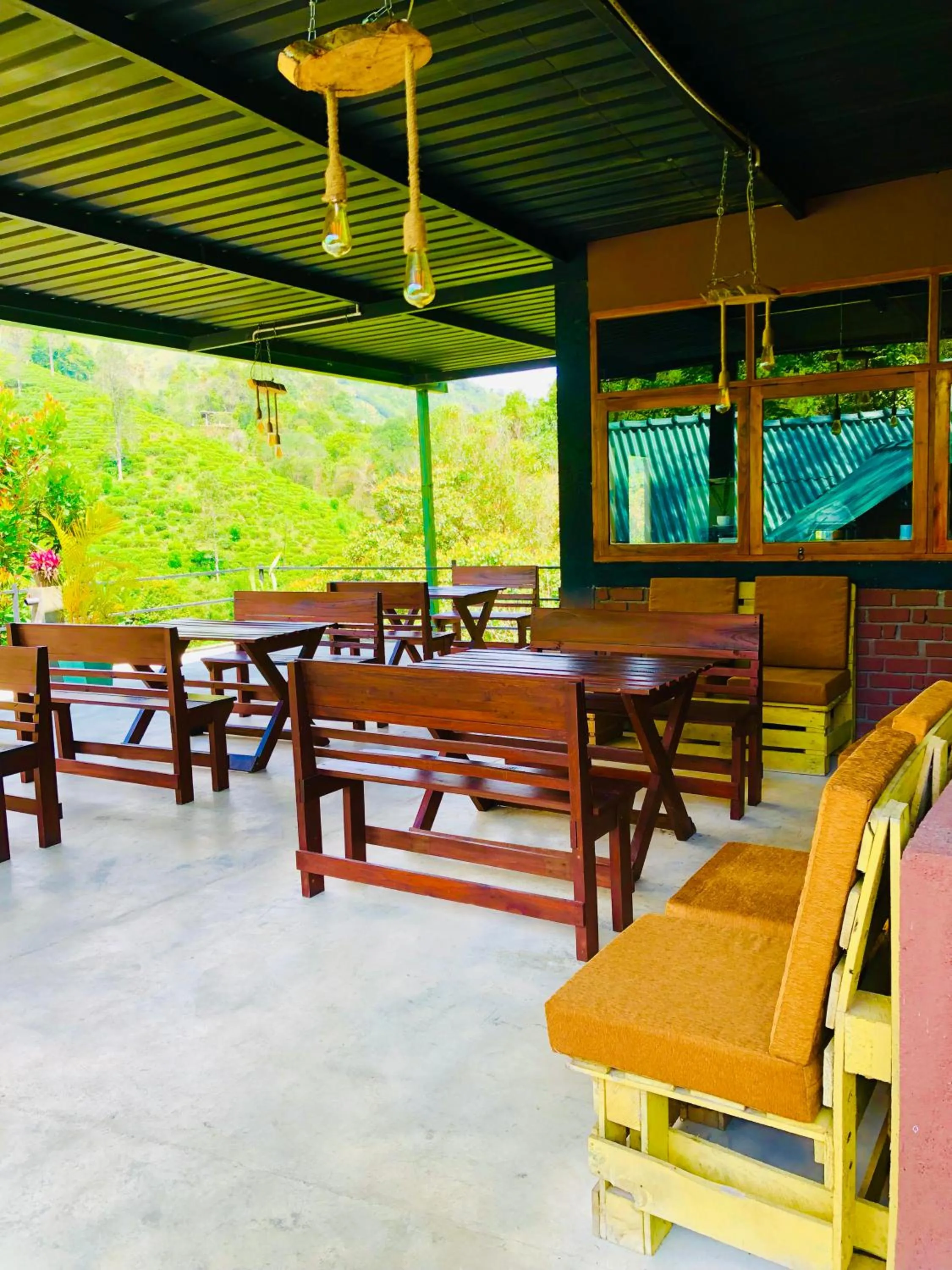 Restaurant/places to eat in Wild Resort Ella