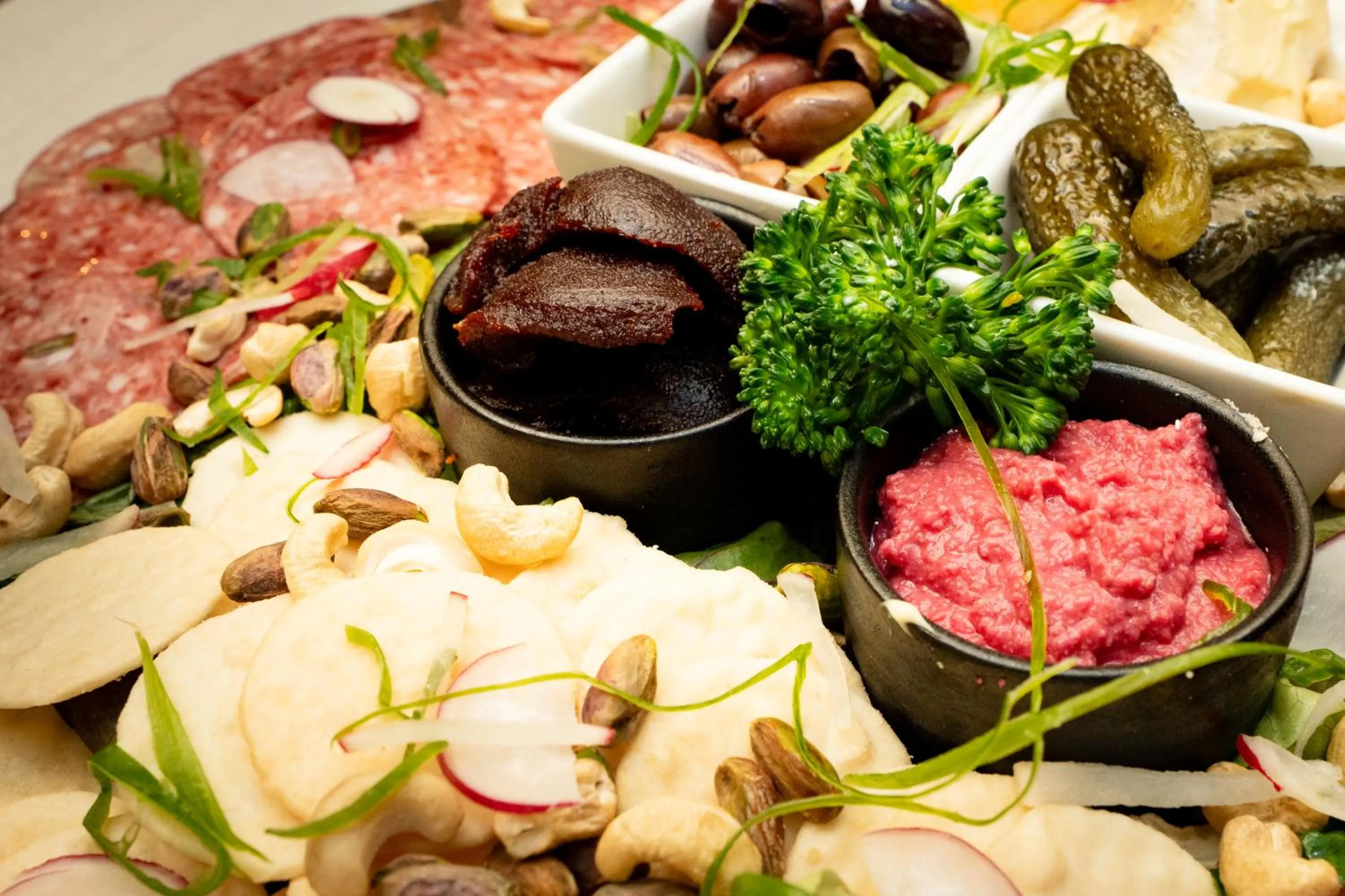 Restaurant/places to eat in The Burlington Hotel