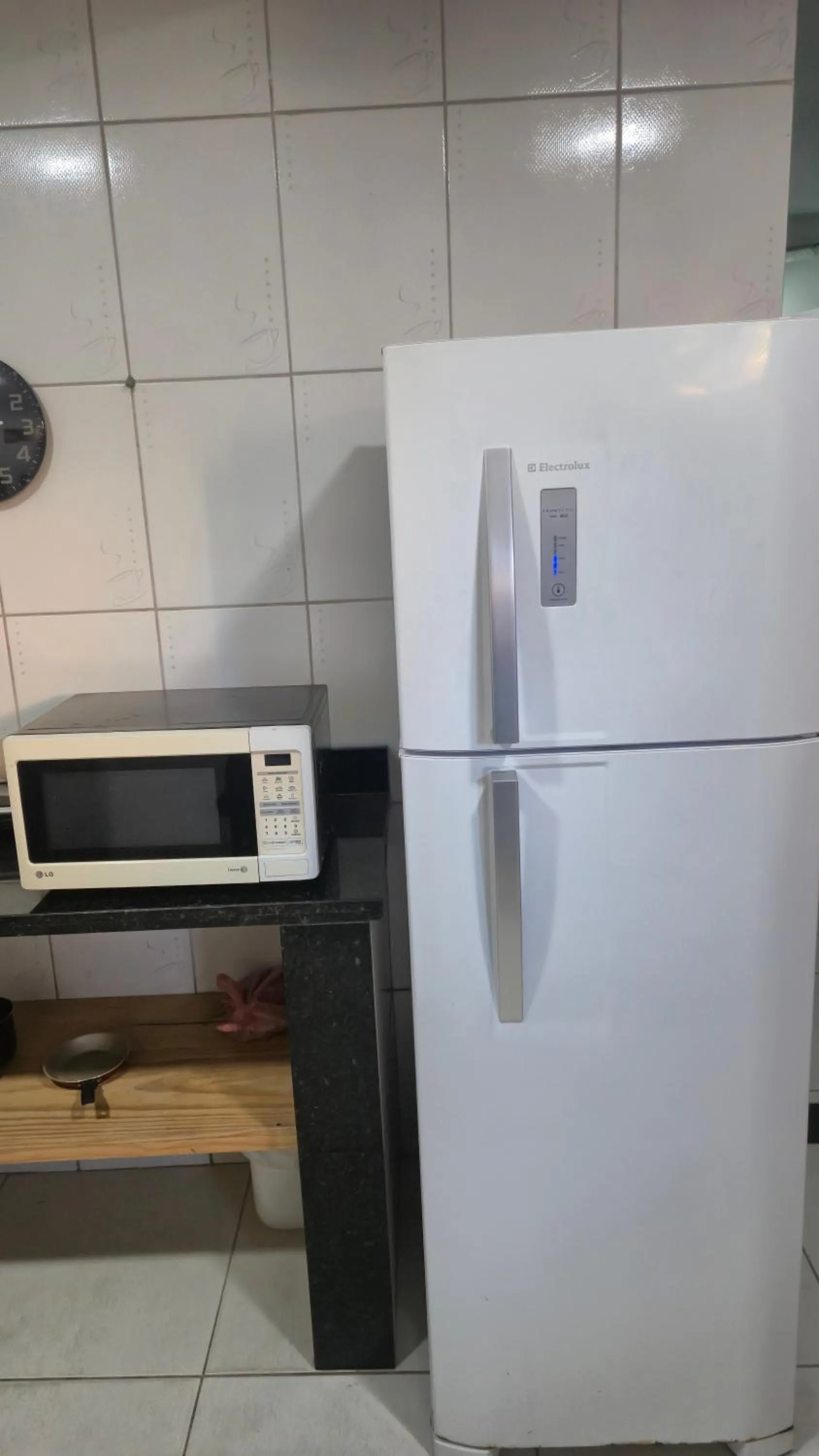 Communal kitchen in Magia D'ajuda Hospedagem - Centrinho, próximo à Mucugê