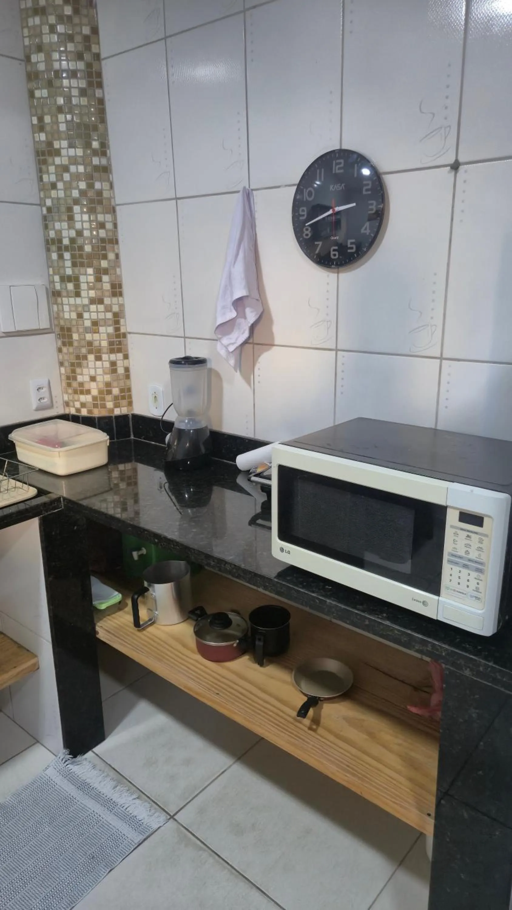 Communal kitchen in Magia D'ajuda Hospedagem - Centrinho, próximo à Mucugê