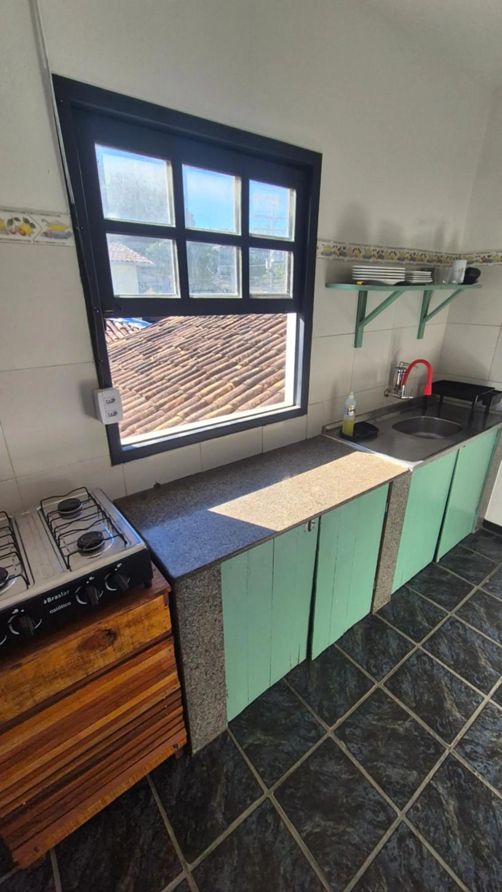 Kitchen or kitchenette in Magia D'ajuda Hospedagem - Centrinho, próximo à Mucugê