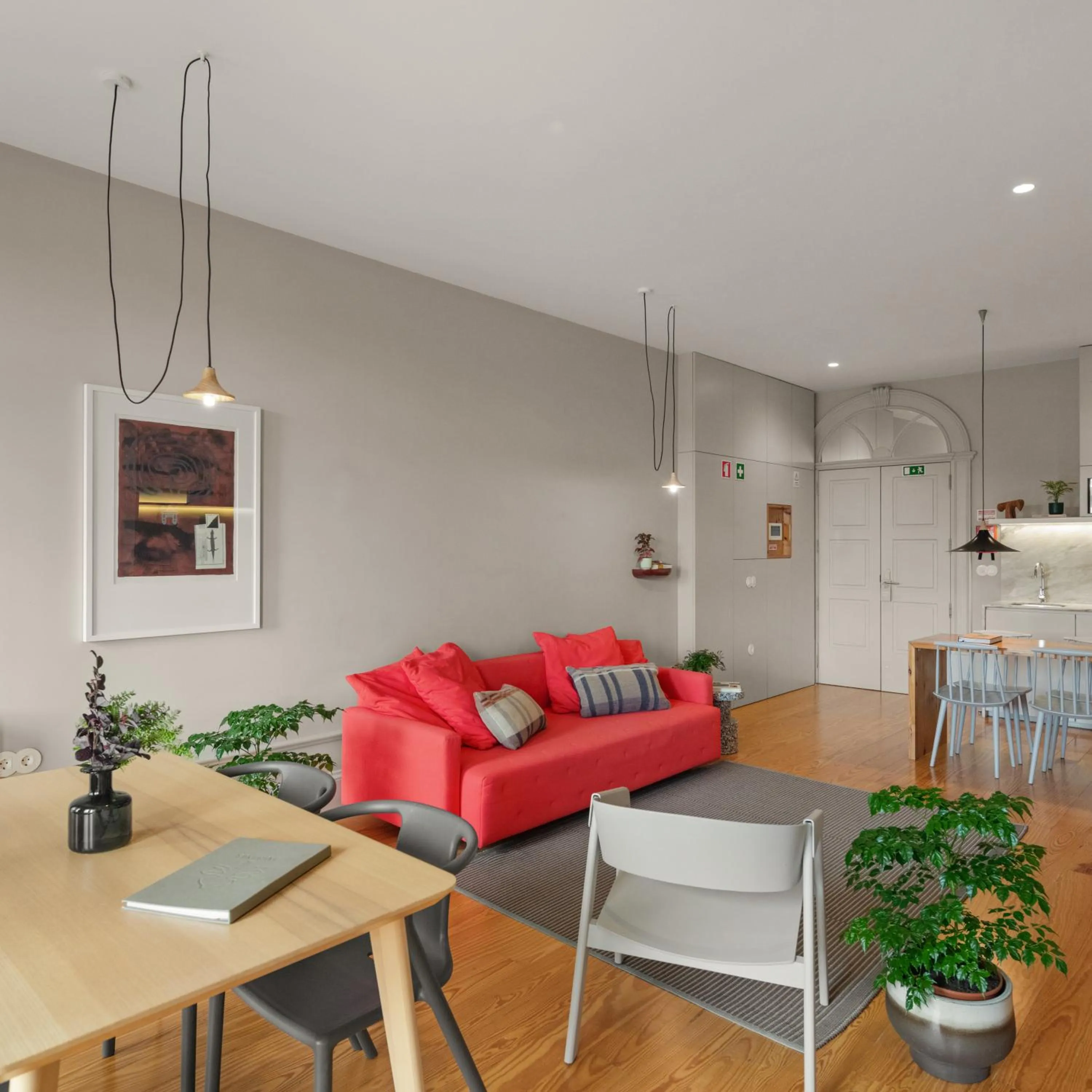 Kitchen or kitchenette in Baumhaus Serviced Living - Art & Design Apartments