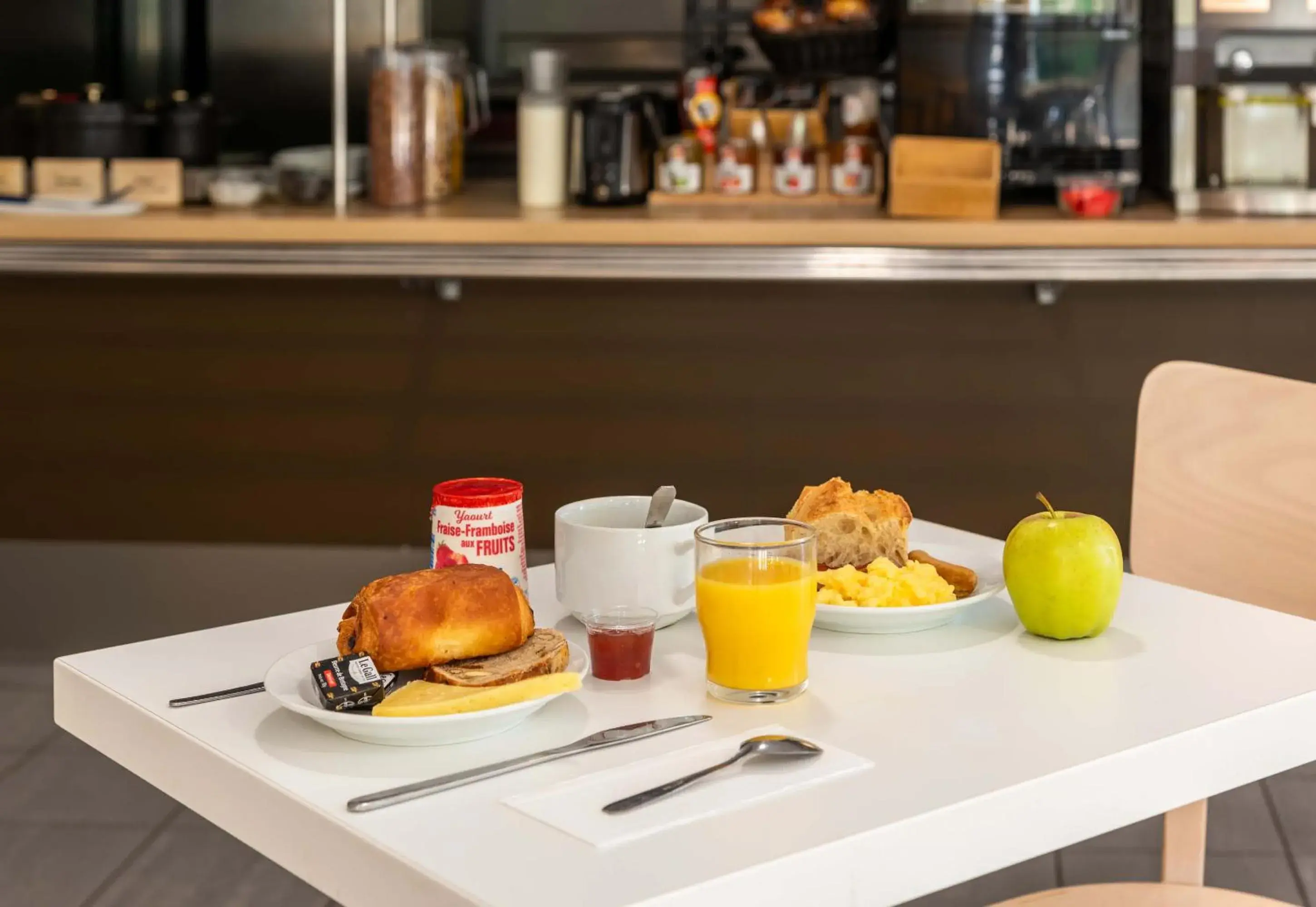 Breakfast in B&B HOTEL Montpellier Centre Le Millénaire Breakfast in B&B HOTEL Montpellier Centre Le Millénaire