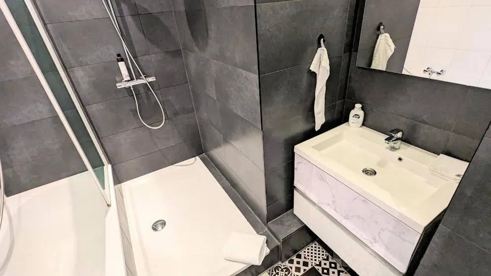 The Amsterdam Hotel Apartment in the Center