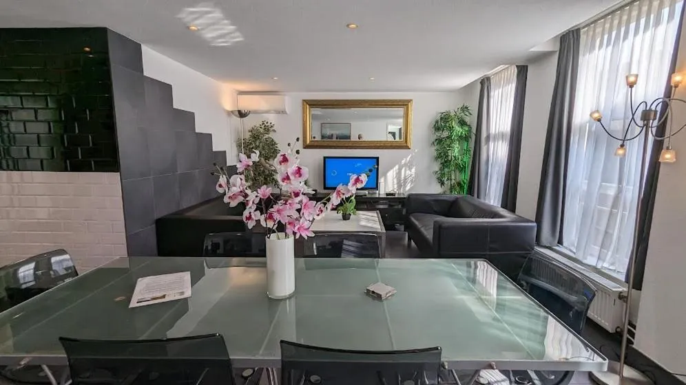 The Amsterdam Hotel Apartment in the Center