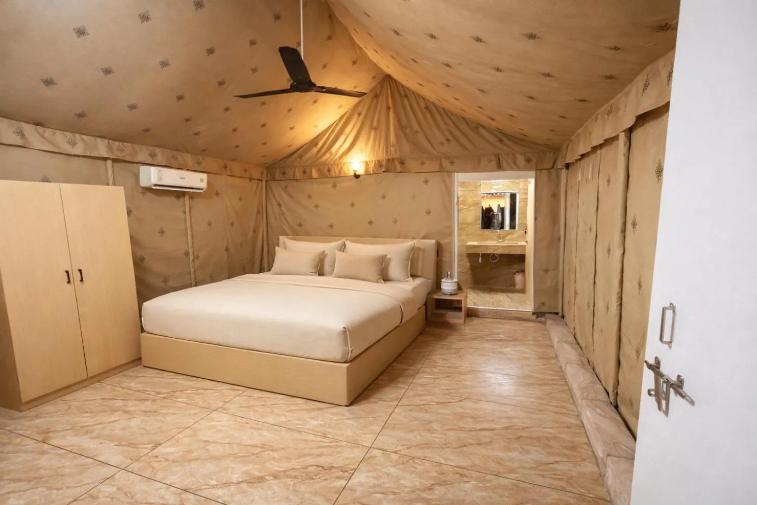 Bedroom, Bed in The Wilds Villa Gir Jungle Stay with Swimming Pool