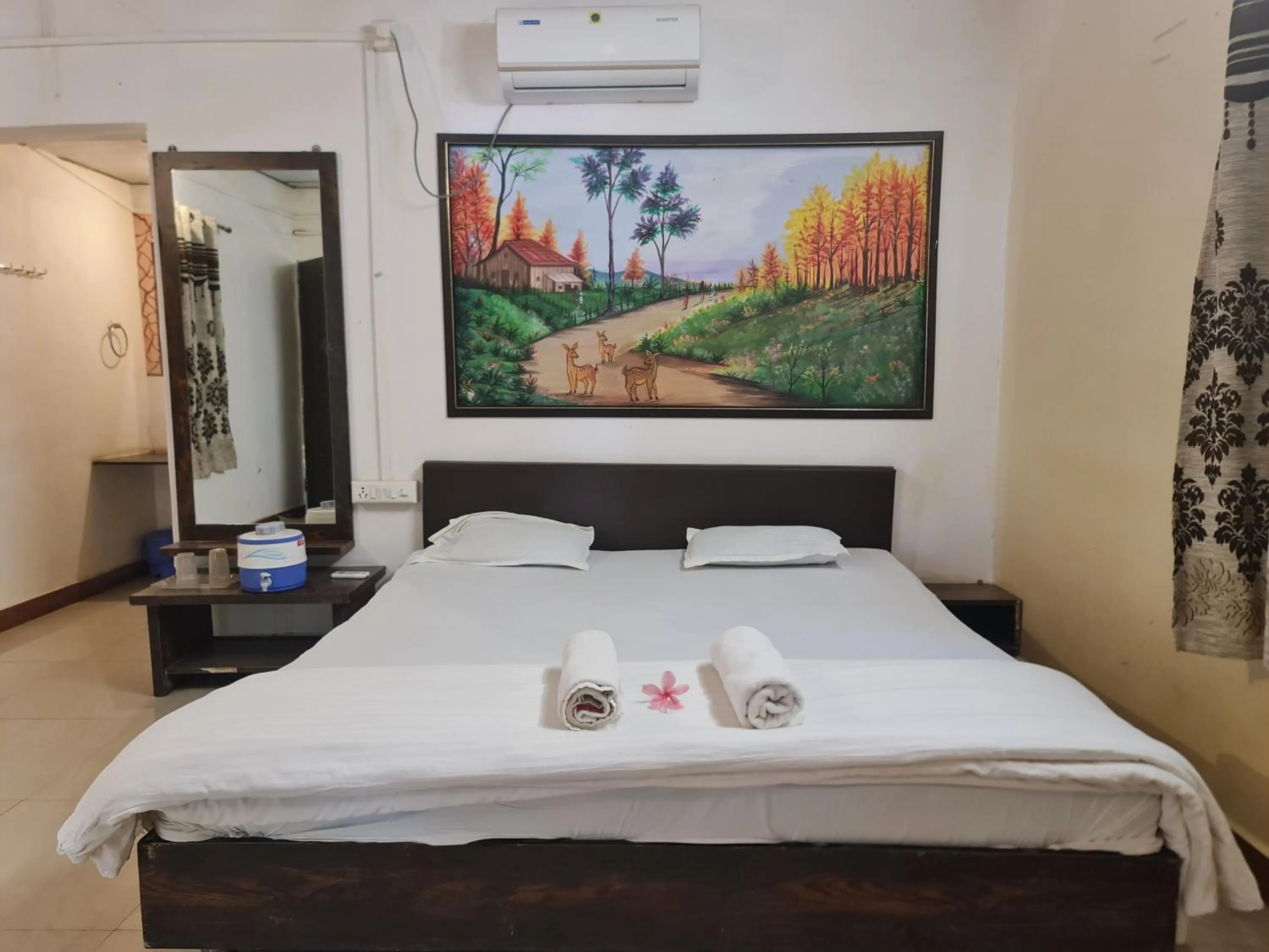 Bed in The Wilds Villa Gir Jungle Stay with Swimming Pool
