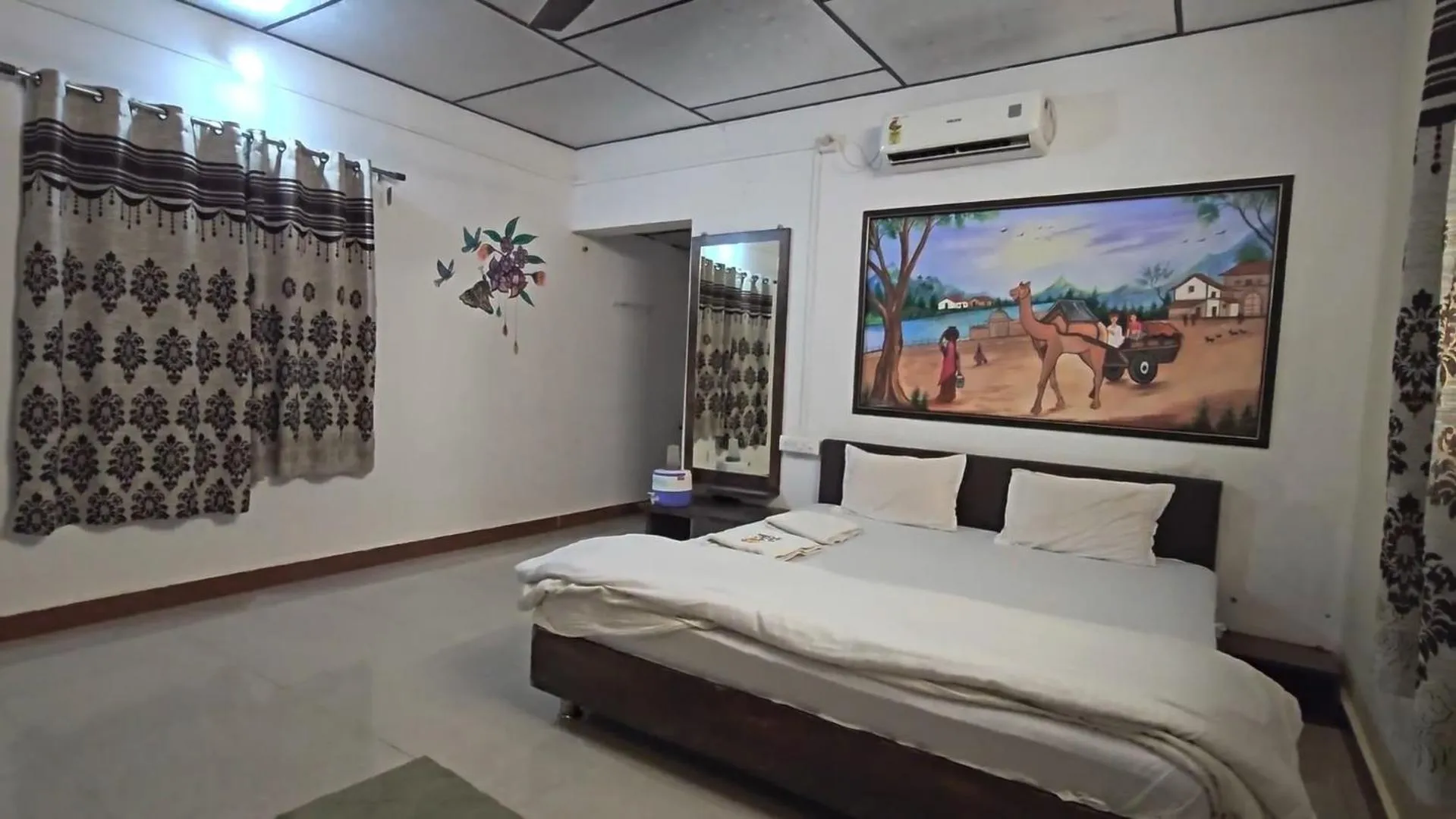 Bed in The Wilds Villa Gir Jungle Stay with Swimming Pool