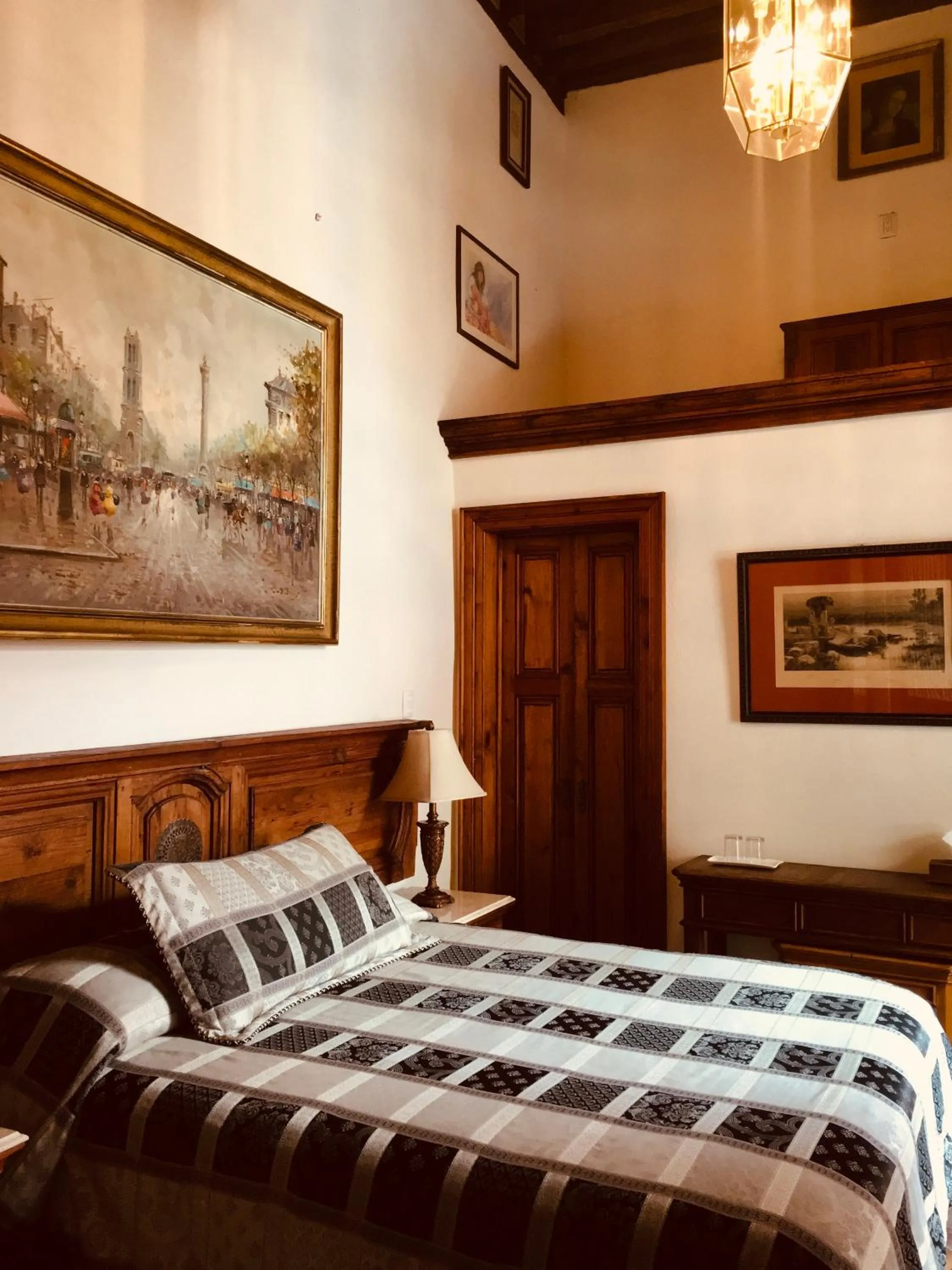 Bed in Casa Eugenia Hotel