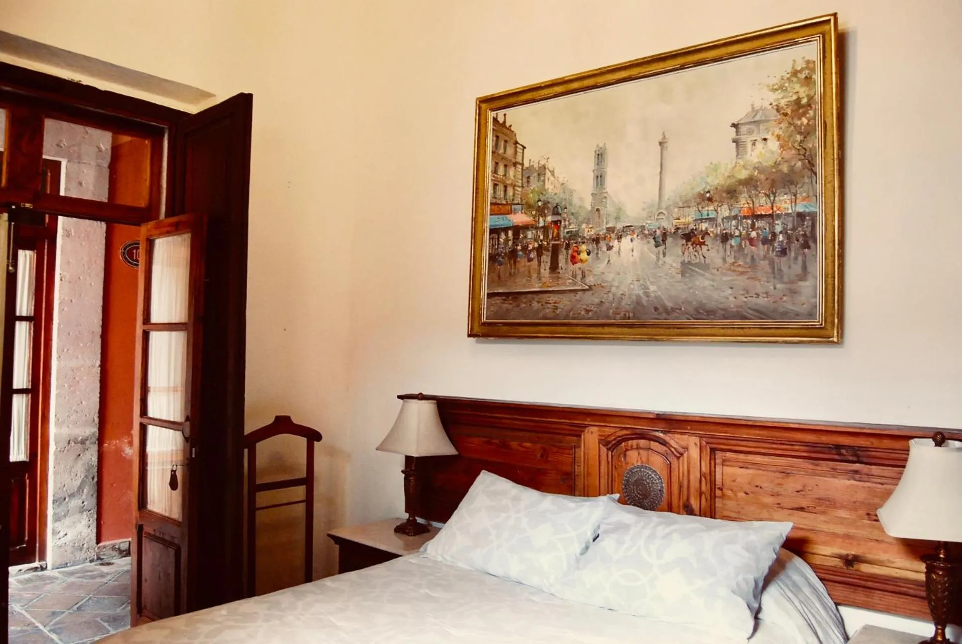 Bed in Casa Eugenia Hotel