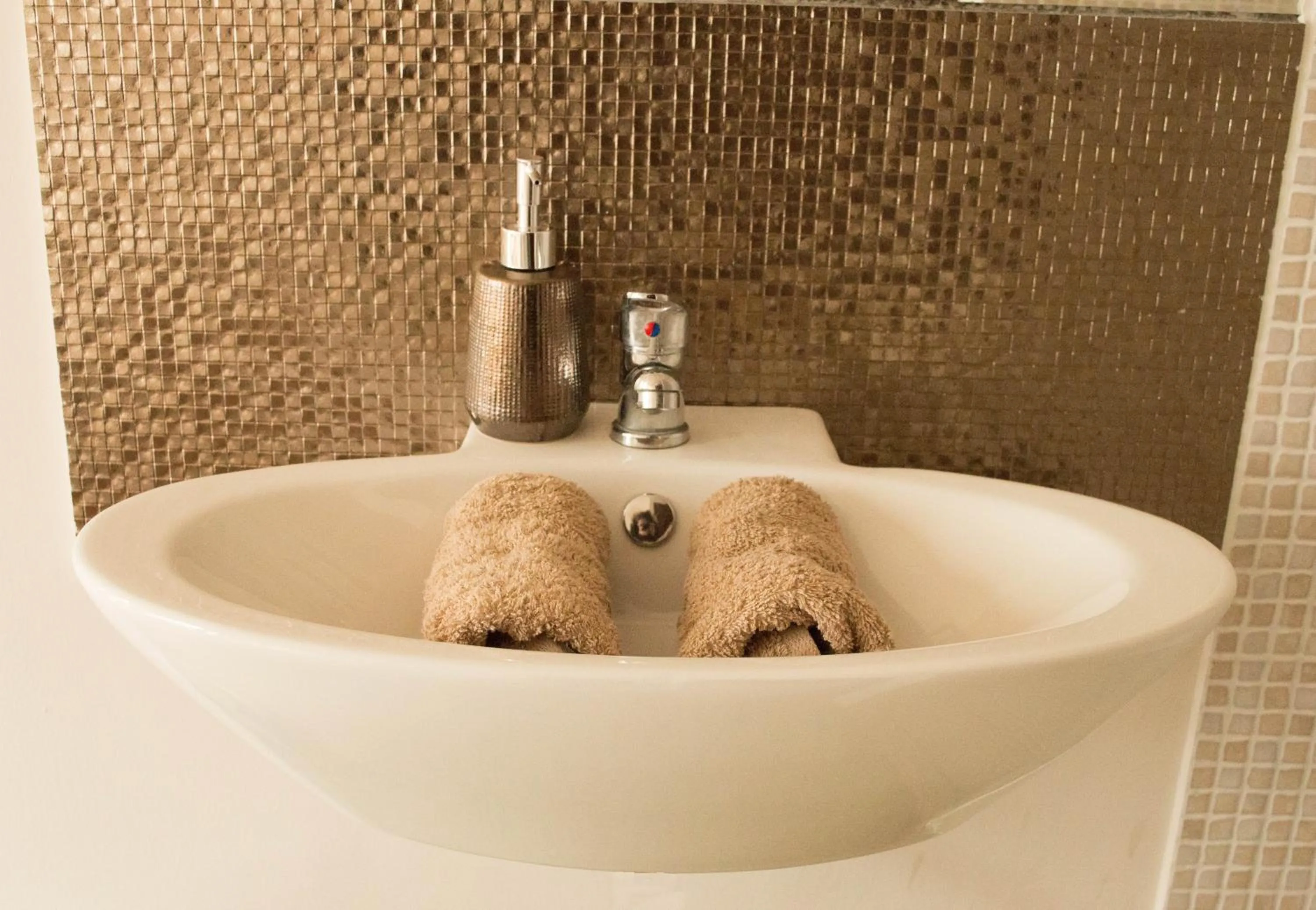 Bathroom in Silver Garden