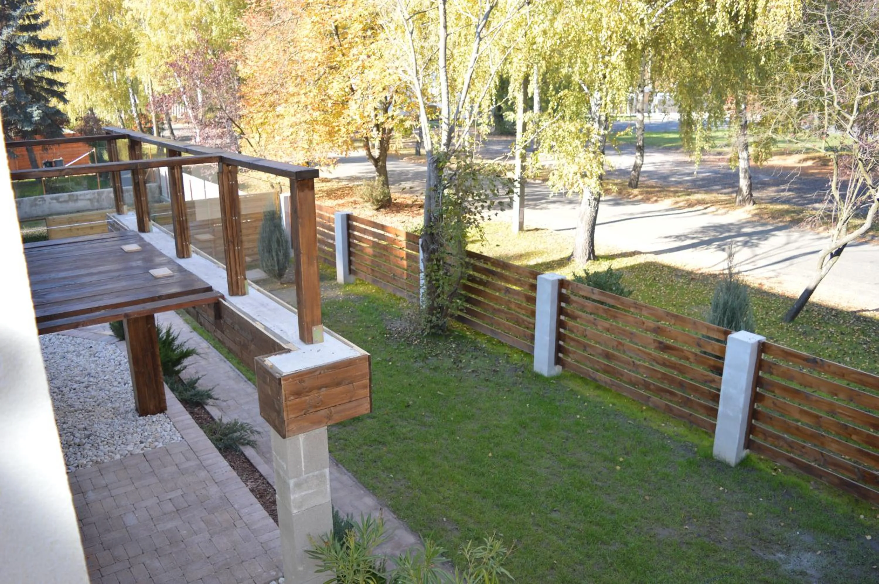 Garden in Silver Garden