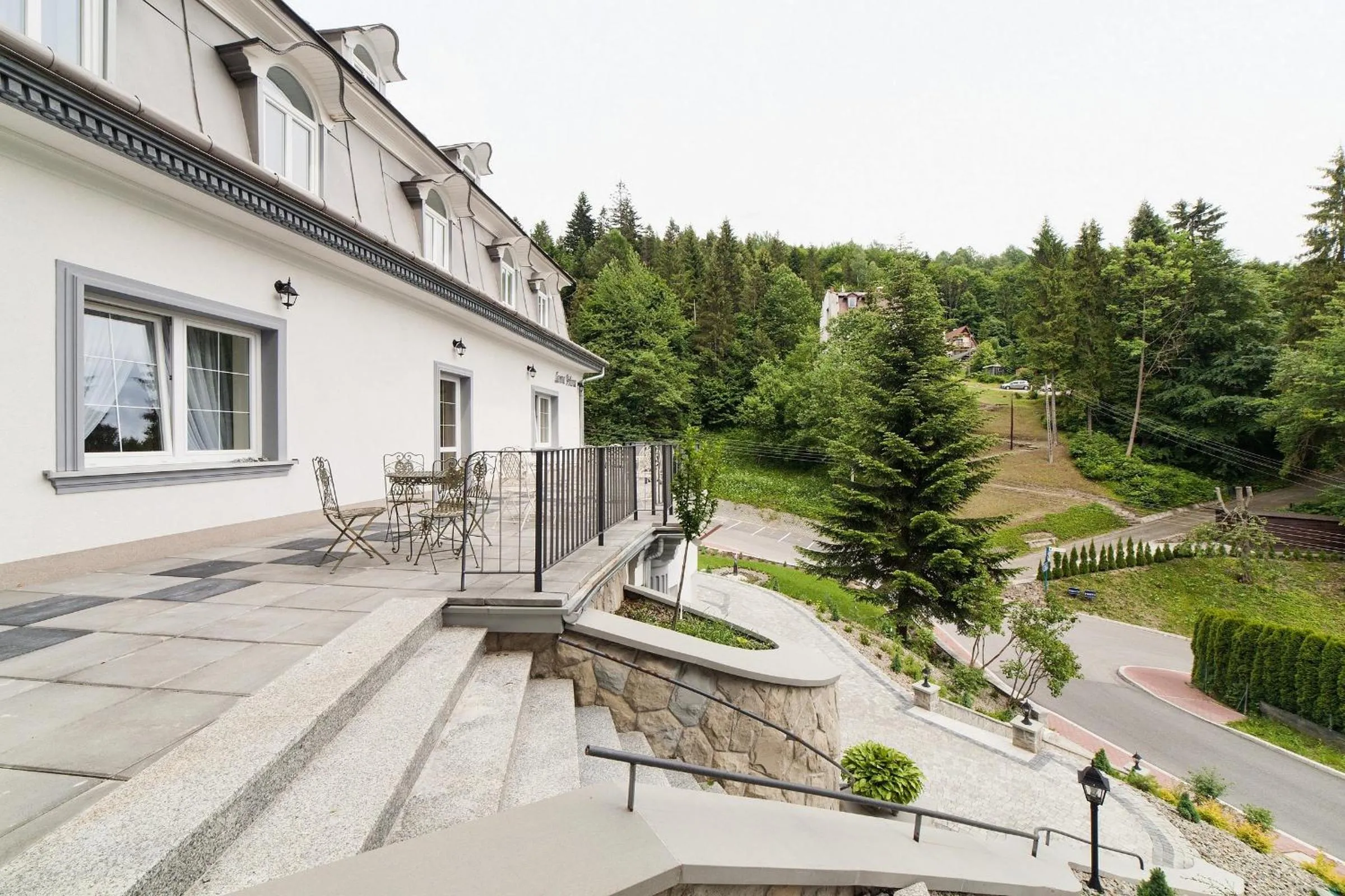 Balcony/Terrace in Leśna Polana- blisko centrum, Mini Spa, cicha, spokojna okolica, parking gratis