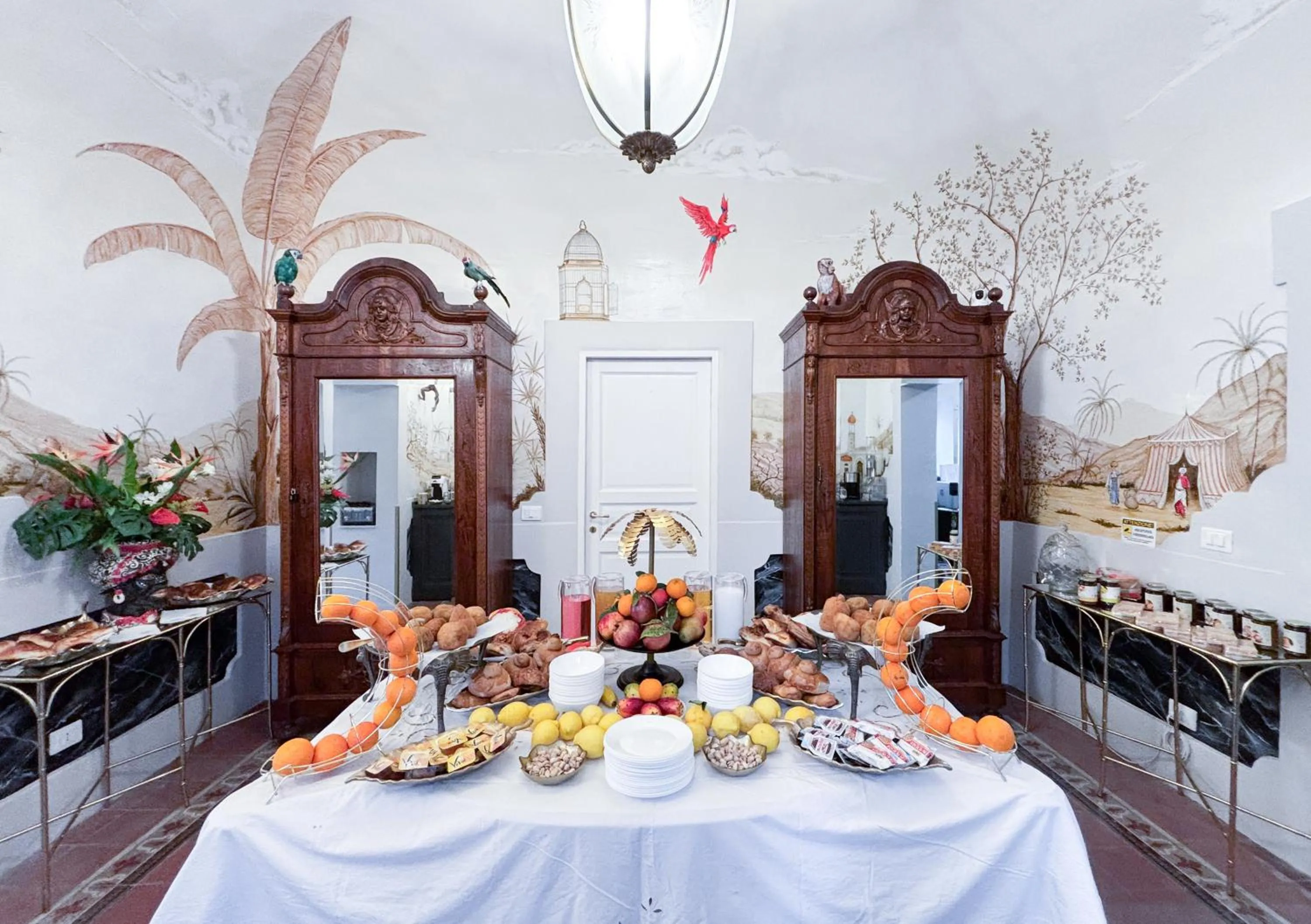 Food and drinks in MoREsco