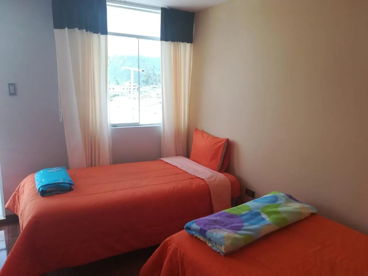 Landmark view, Bed in Arum Qurpawasi Hospedaje