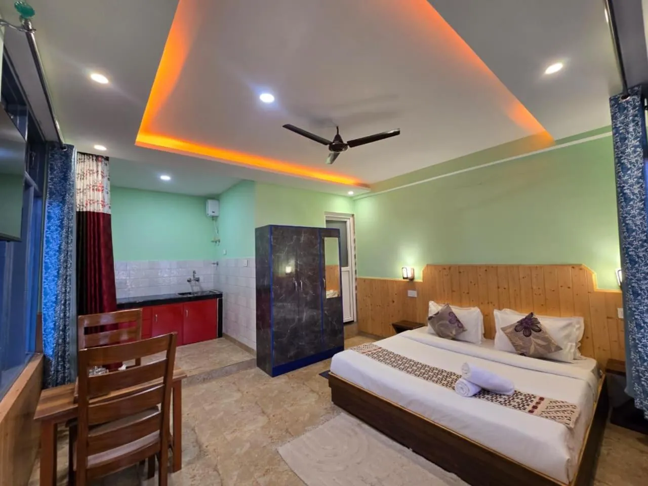 Superior King Room in Aangan Royal Stay- Your Mountain Home in Dharamshala