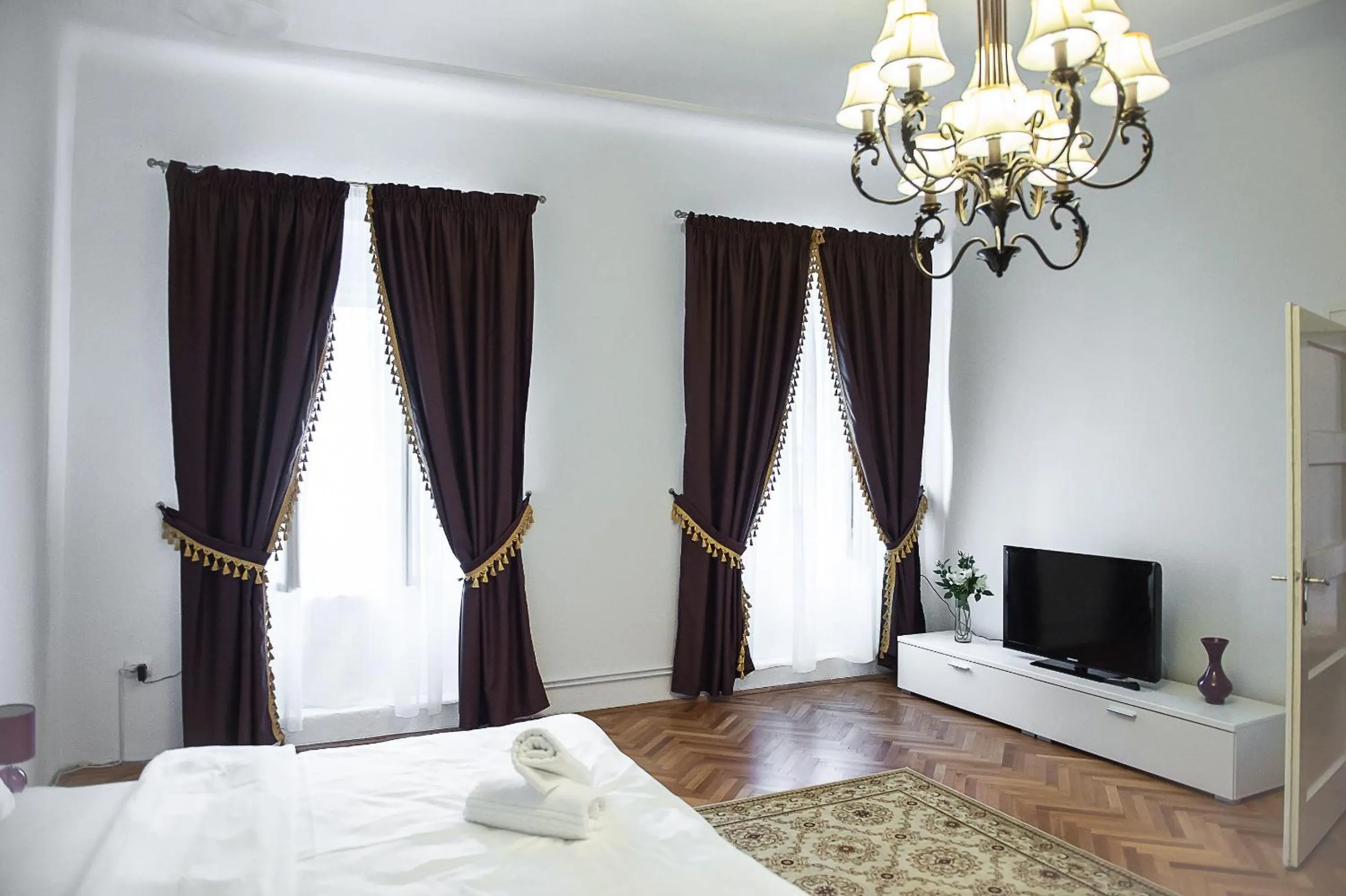 Apartament Piata Mica