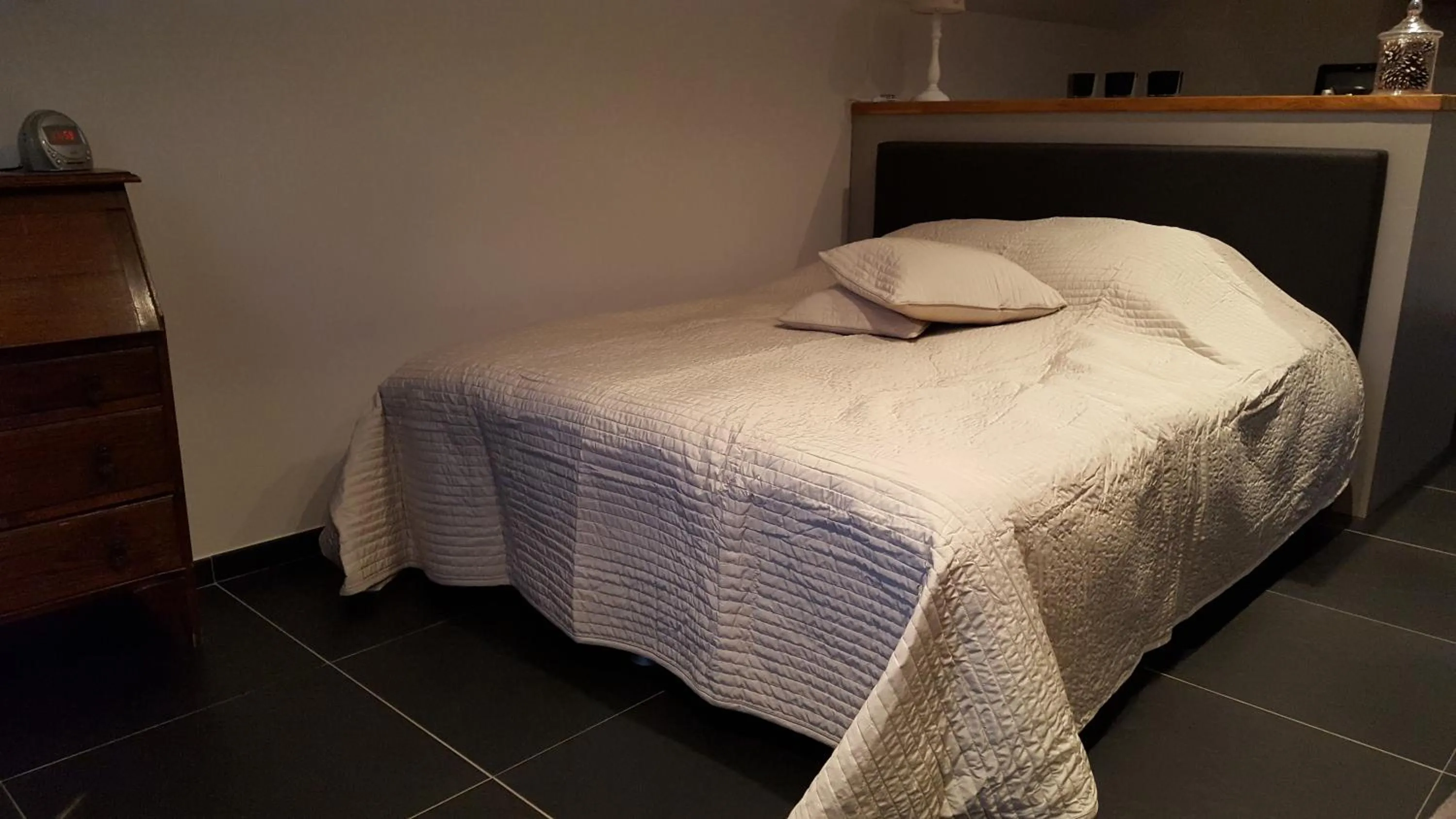 Bed in Guesthouse Biolleke