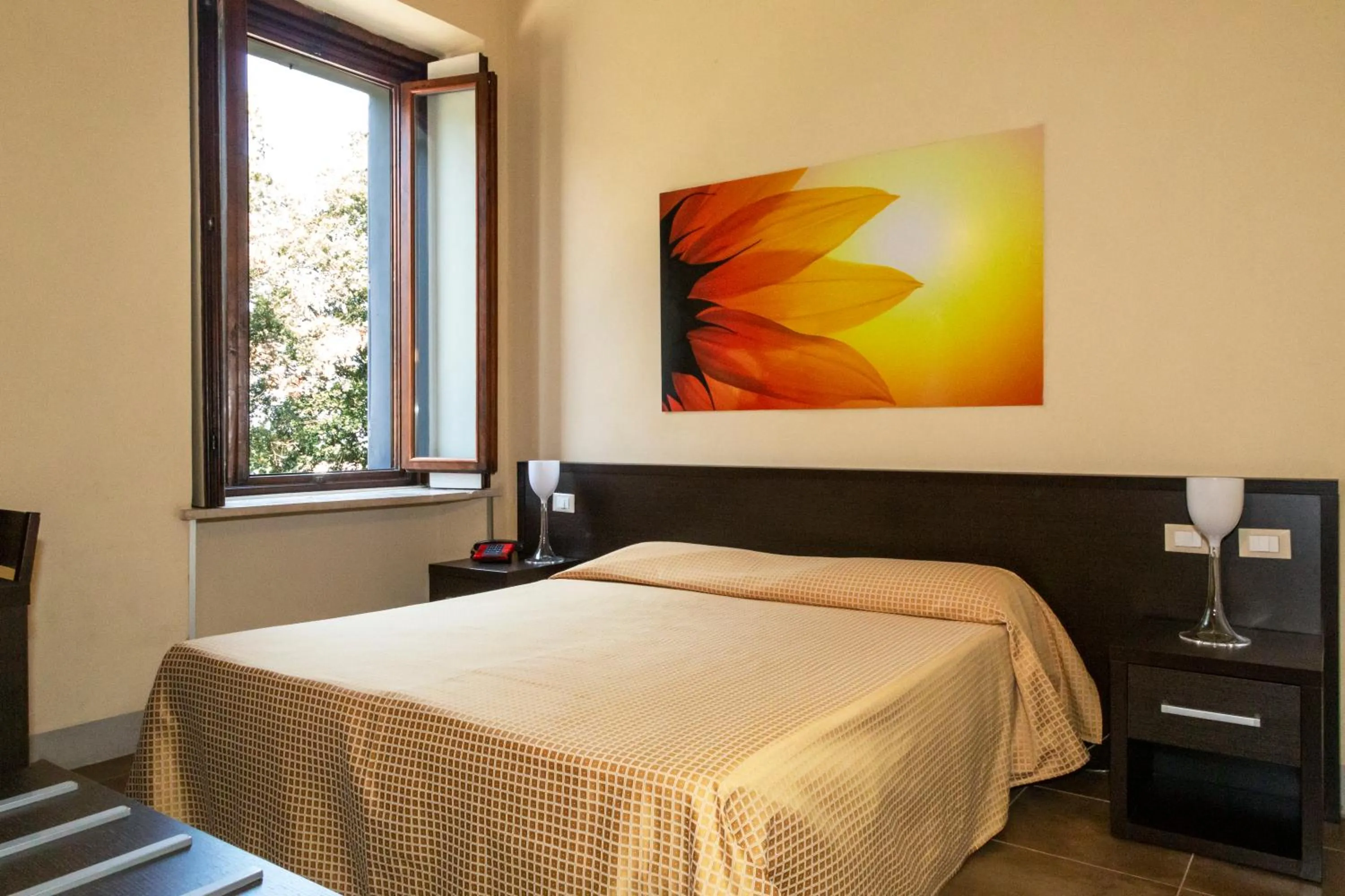 Bedroom, Bed in Villa Montarioso