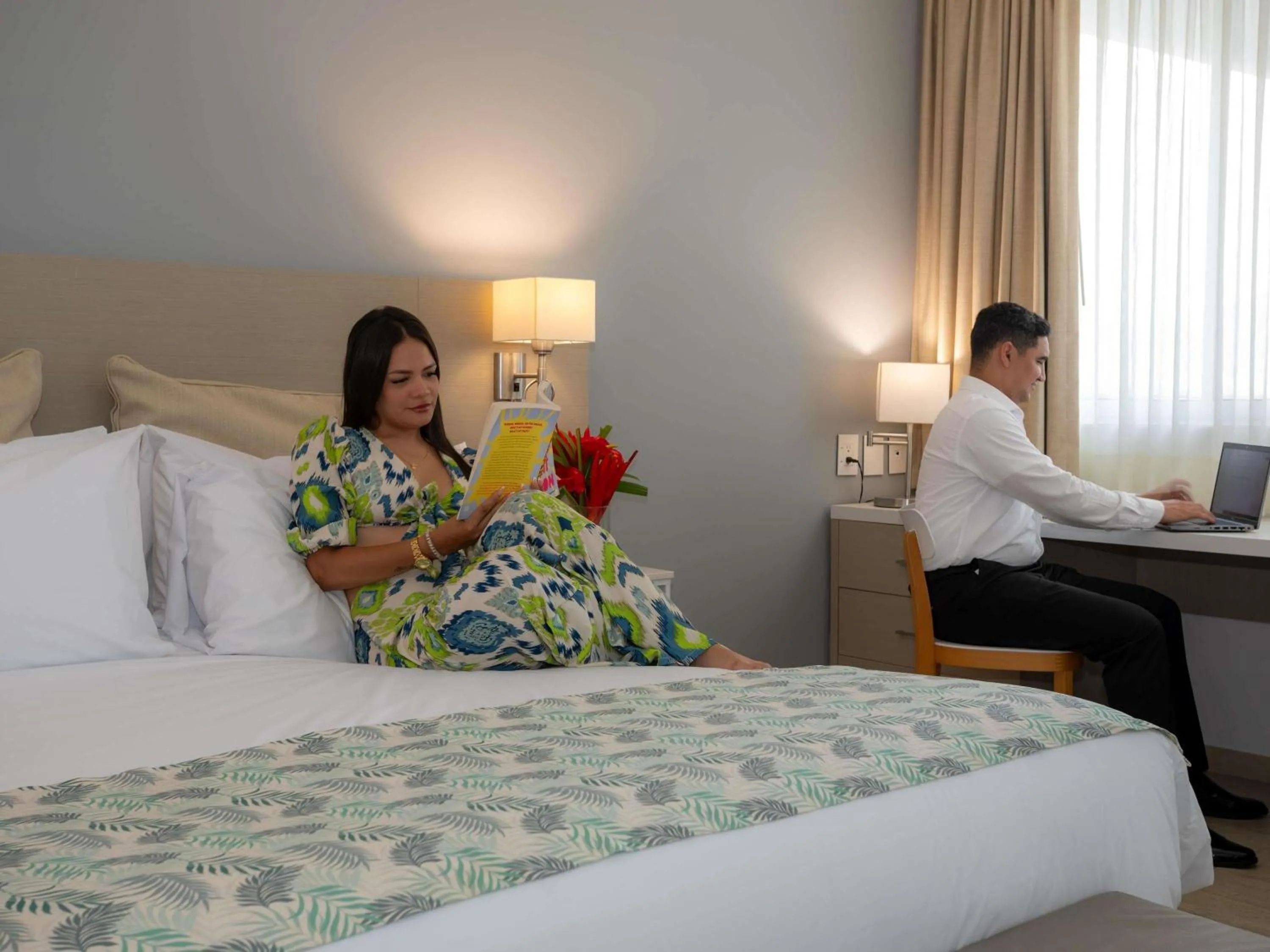 Bedroom, Bed in Mercure Santa Marta Emile