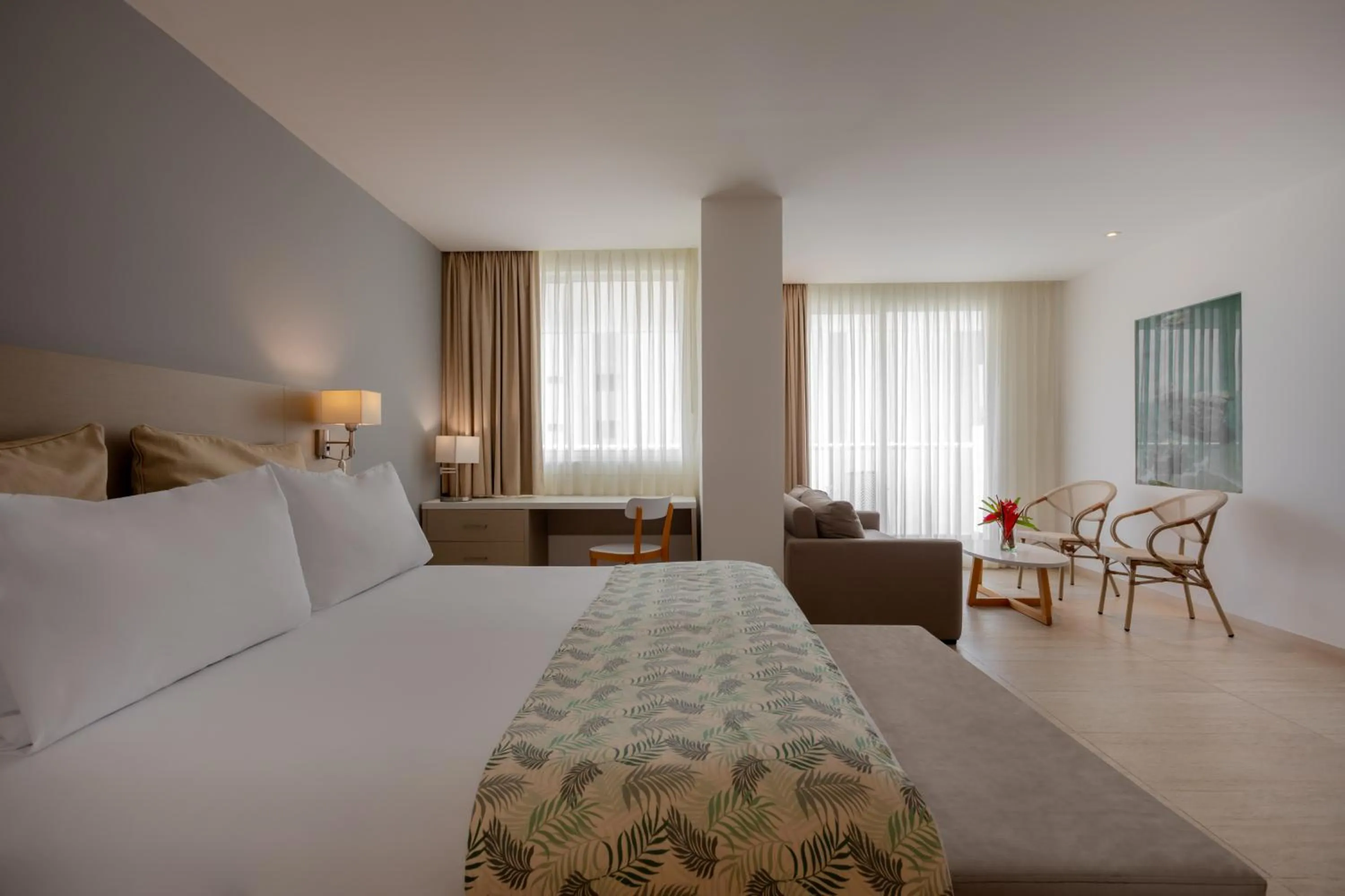 Bedroom, Bed in Mercure Santa Marta Emile