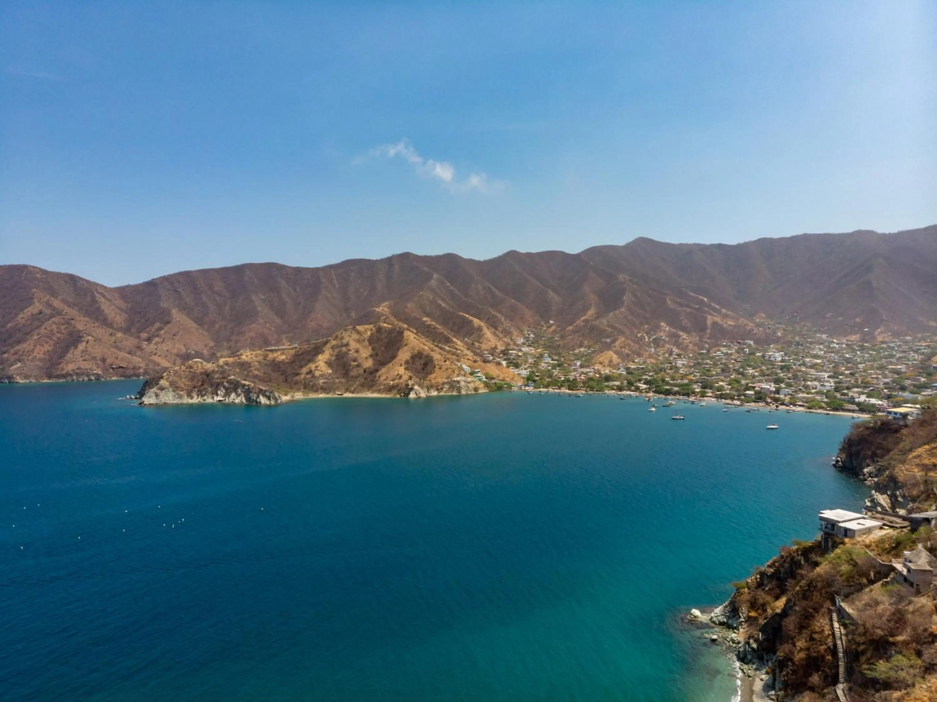 Beach in Mercure Santa Marta Emile