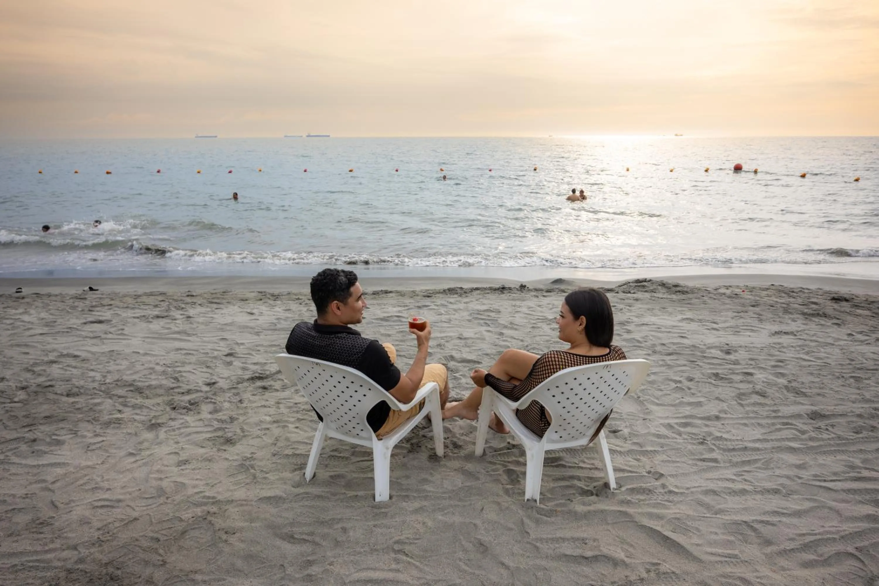 Beach in Mercure Santa Marta Emile