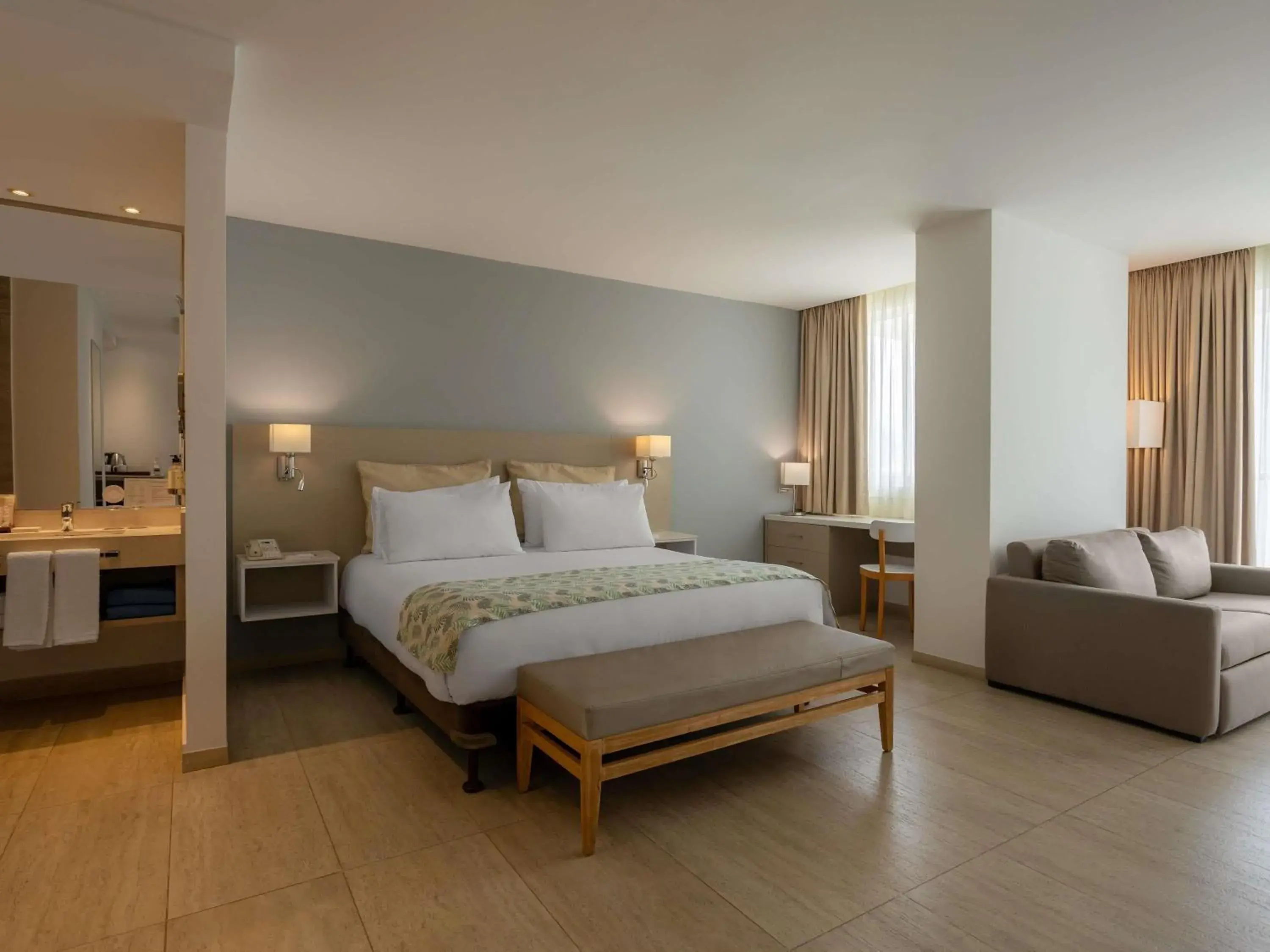 Bedroom, Bed in Mercure Santa Marta Emile Bedroom, Bed in Mercure Santa Marta Emile