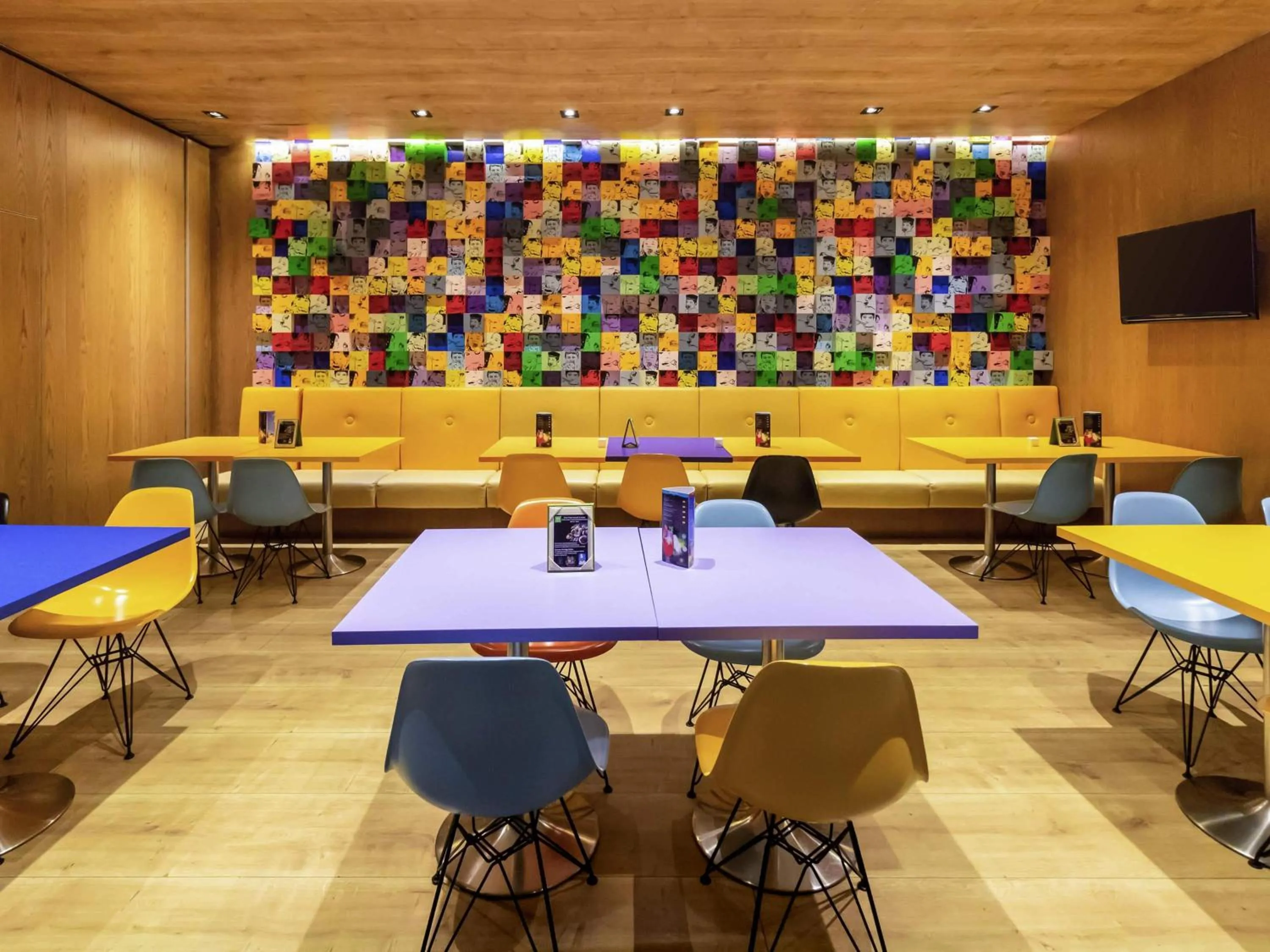 Restaurant/places to eat in Ibis Styles Singapore On Macpherson