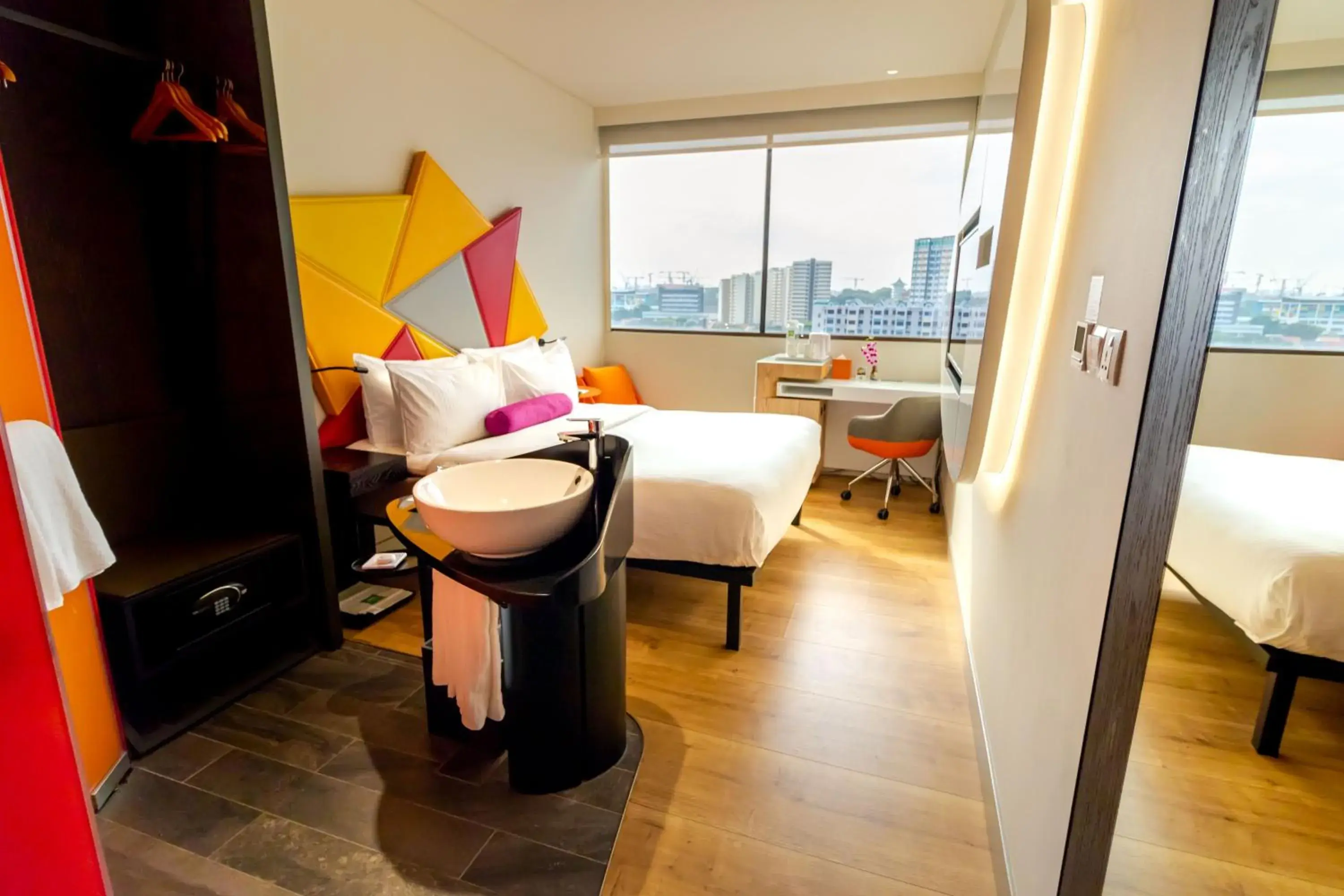 Standard Queen Room, 1 Queen Bed in Ibis Styles Singapore On Macpherson Standard Queen Room, 1 Queen Bed in Ibis Styles Singapore On Macpherson