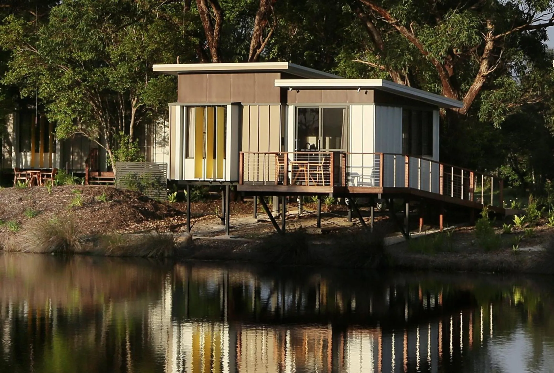 Lake view in Elements Of Byron