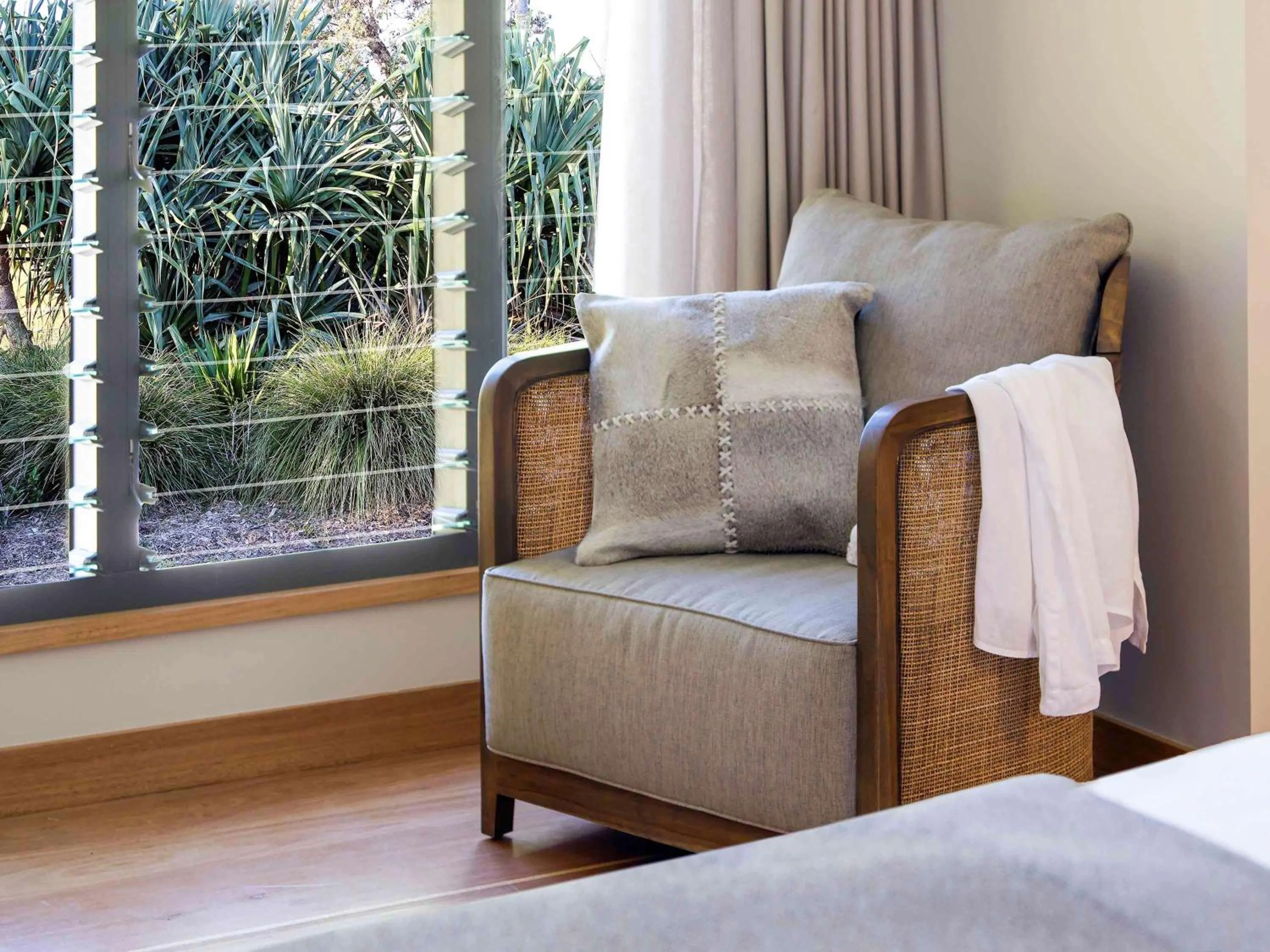 Photo of the whole room, Bed in Elements Of Byron