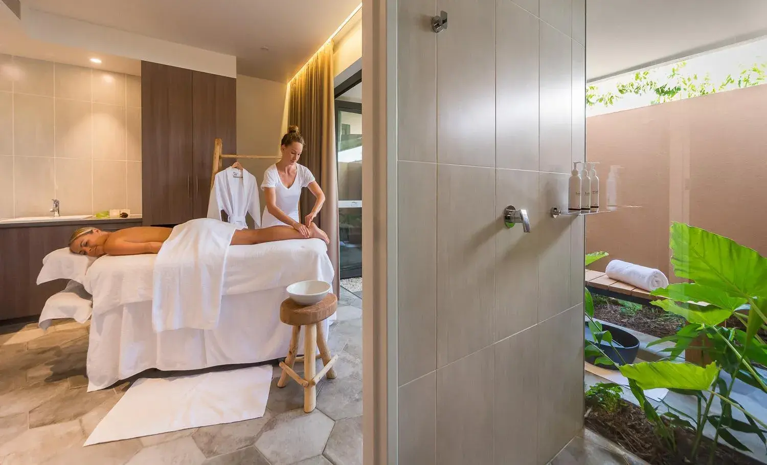 Spa and wellness centre/facilities in Elements Of Byron Spa and wellness centre/facilities in Elements Of Byron