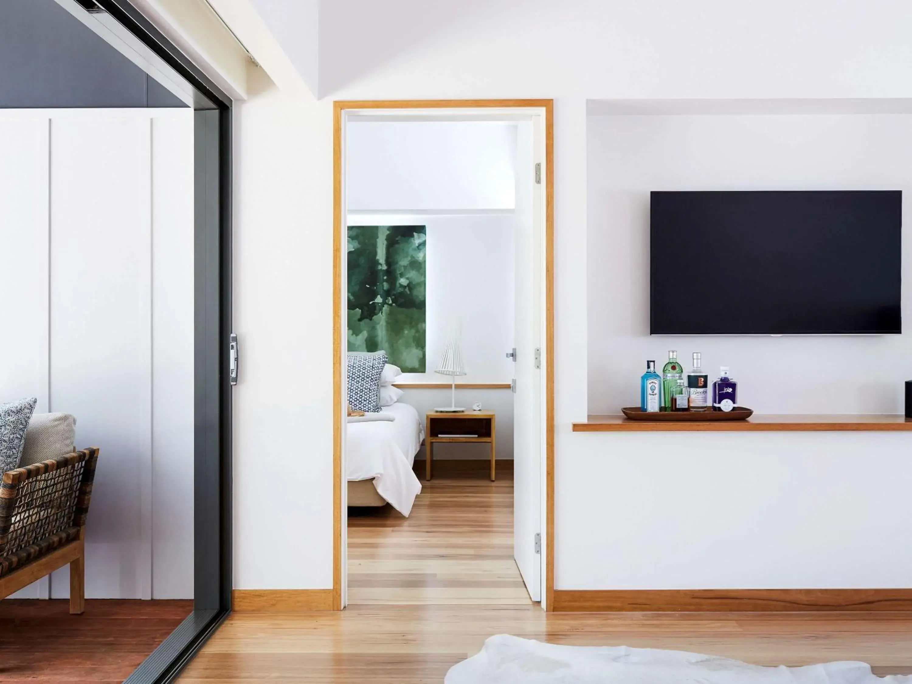 Property building, Bed in Elements Of Byron Property building, Bed in Elements Of Byron