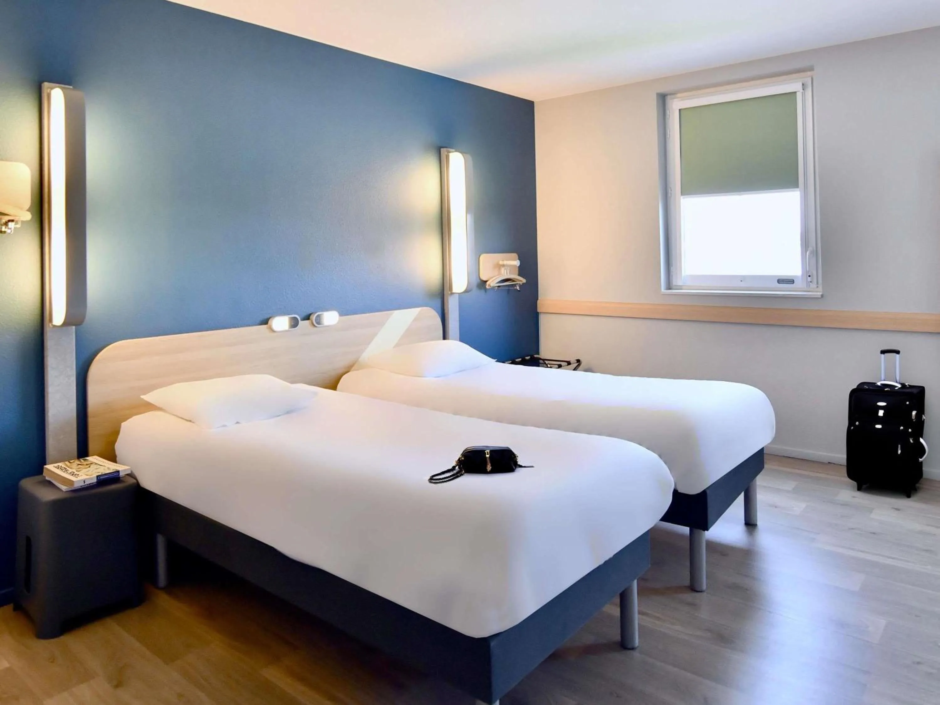 Bedroom, Bed in Ibis Budget Nantes Rezé Aéroport