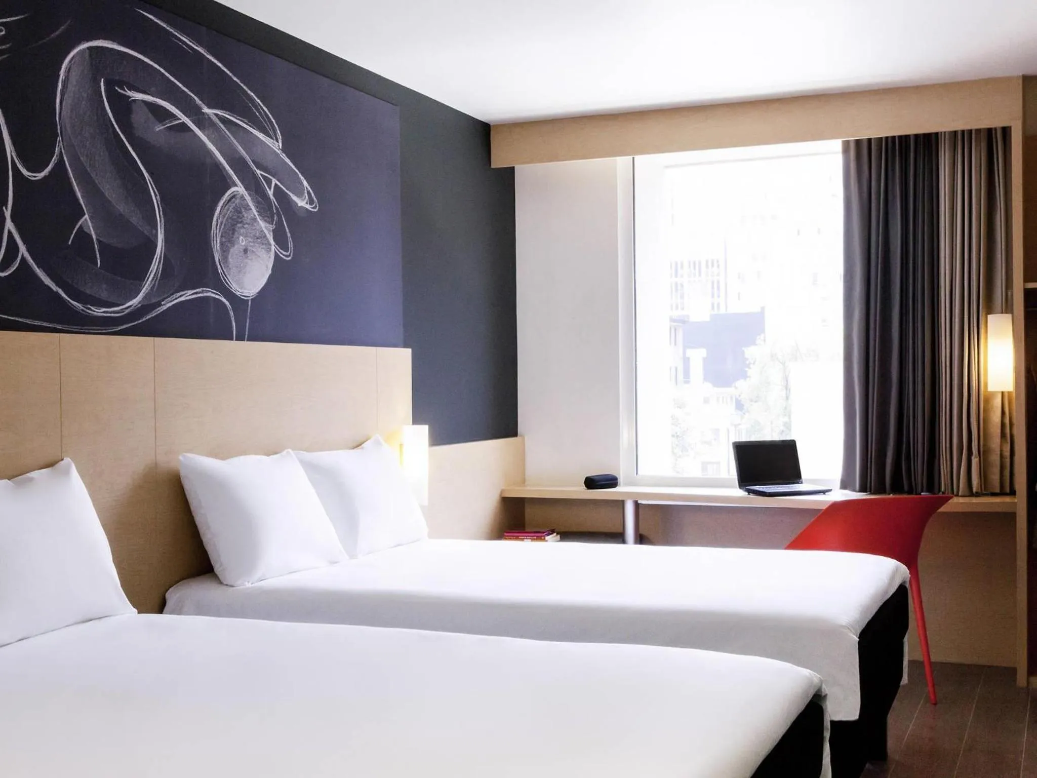 Bedroom, Bed in Ibis Mexico Alameda